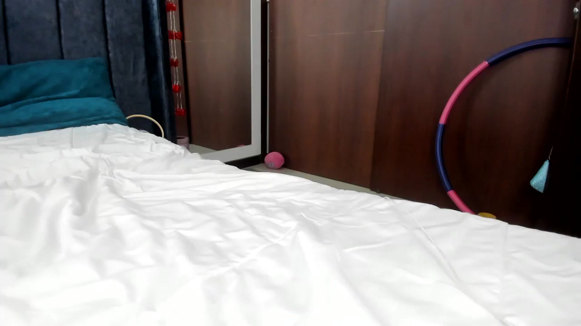 Gallery image thumbnail from T_A_R_A's myfreecams stream on, 07/30/2023, 13:44 image 7 of 20