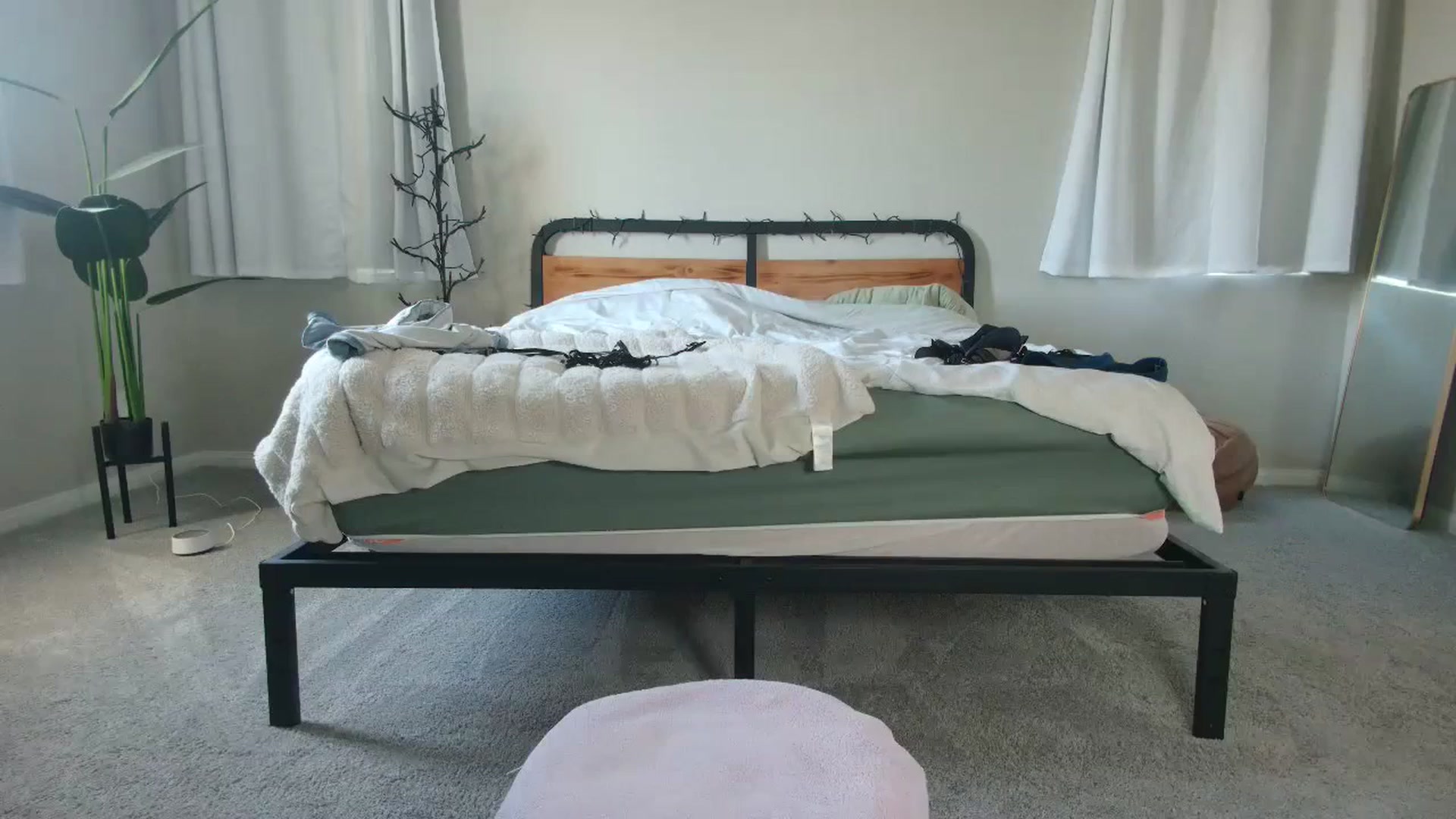 Gallery image thumbnail from T_Goddess's myfreecams stream on, 07/10/2023, 20:50 image 1 of 20
