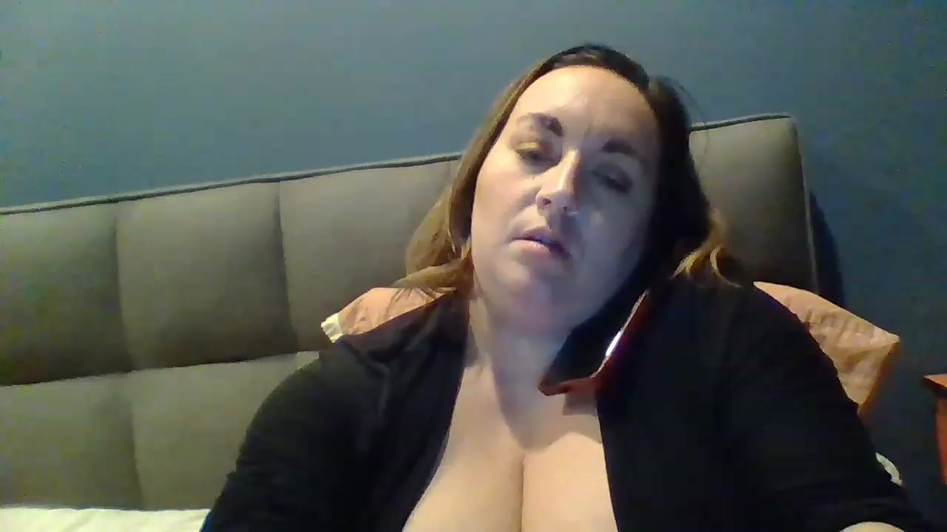 Gallery image thumbnail from Tabbi1102's myfreecams stream on, 11/29/2022, 01:27 image 6 of 20
