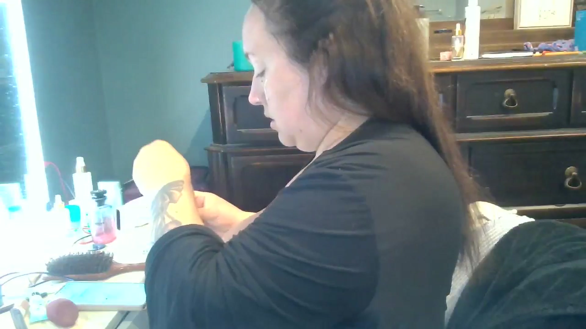 Gallery image thumbnail from Tabbi1102's myfreecams stream on, 05/18/2025, 13:37 image 6 of 20
