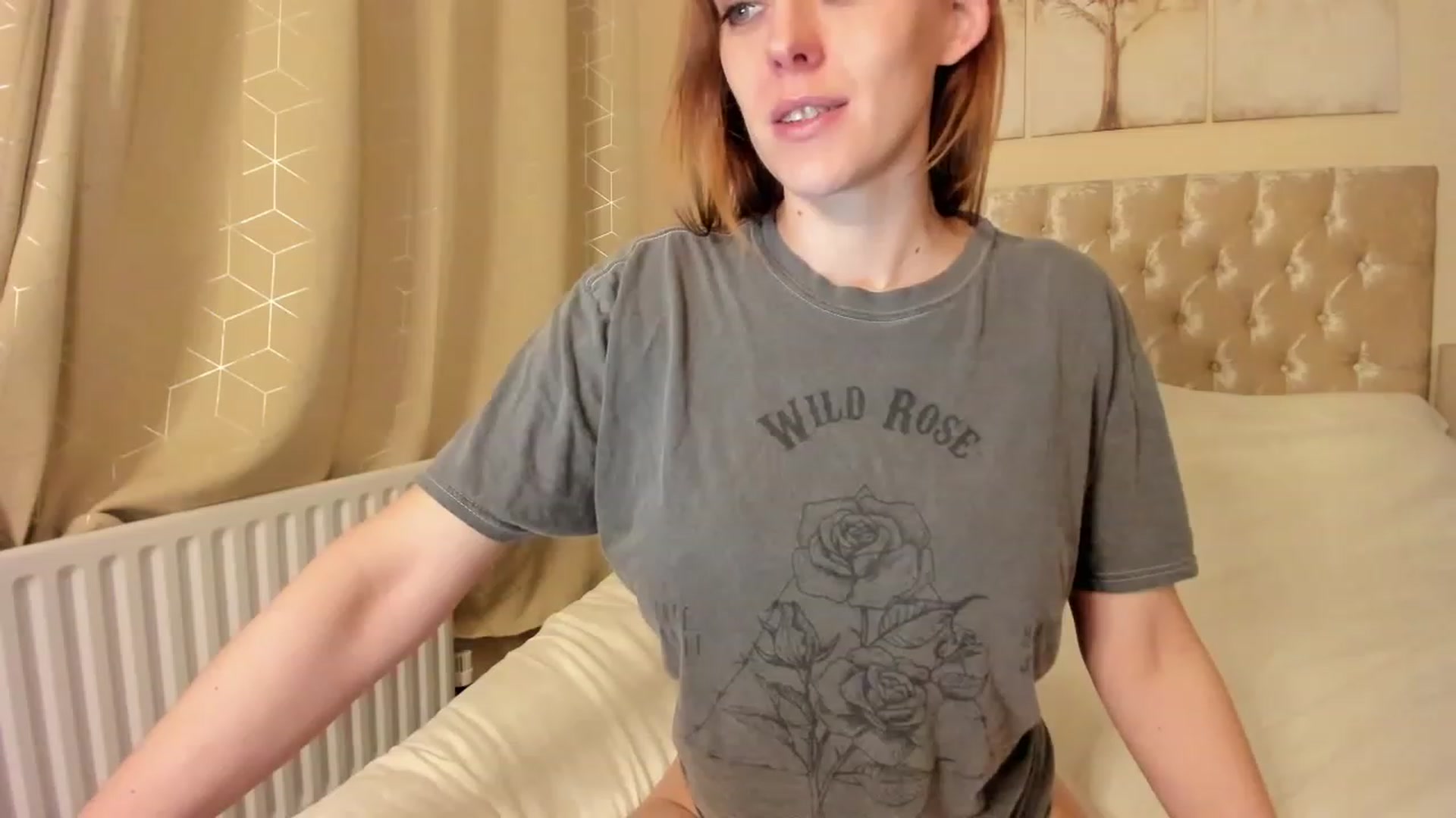 Gallery image thumbnail from Tabby_69's myfreecams stream on, 03/12/2023, 22:24 image 17 of 20