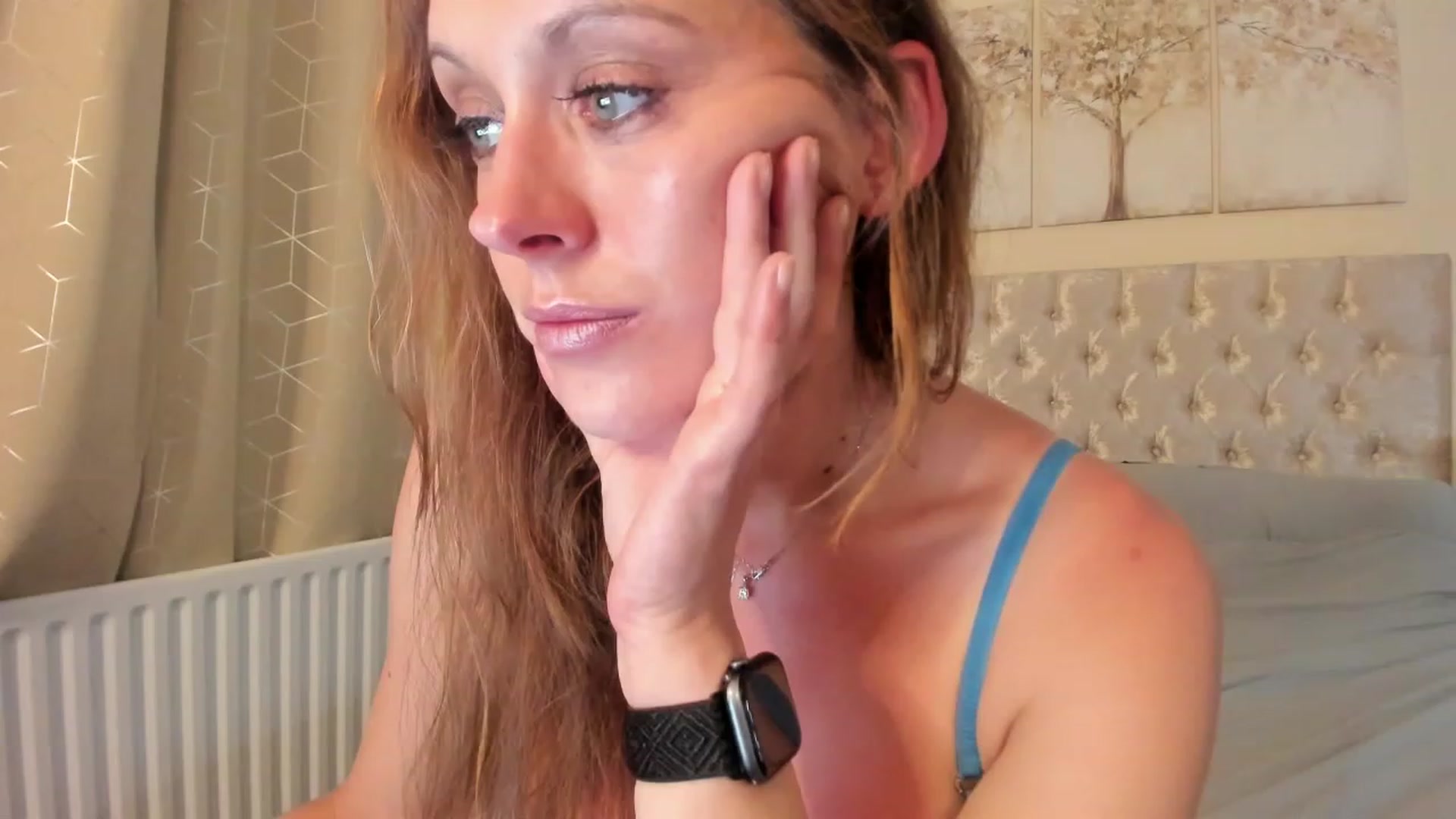 Gallery image thumbnail from Tabby_69's myfreecams stream on, 05/27/2023, 21:09 image 16 of 20