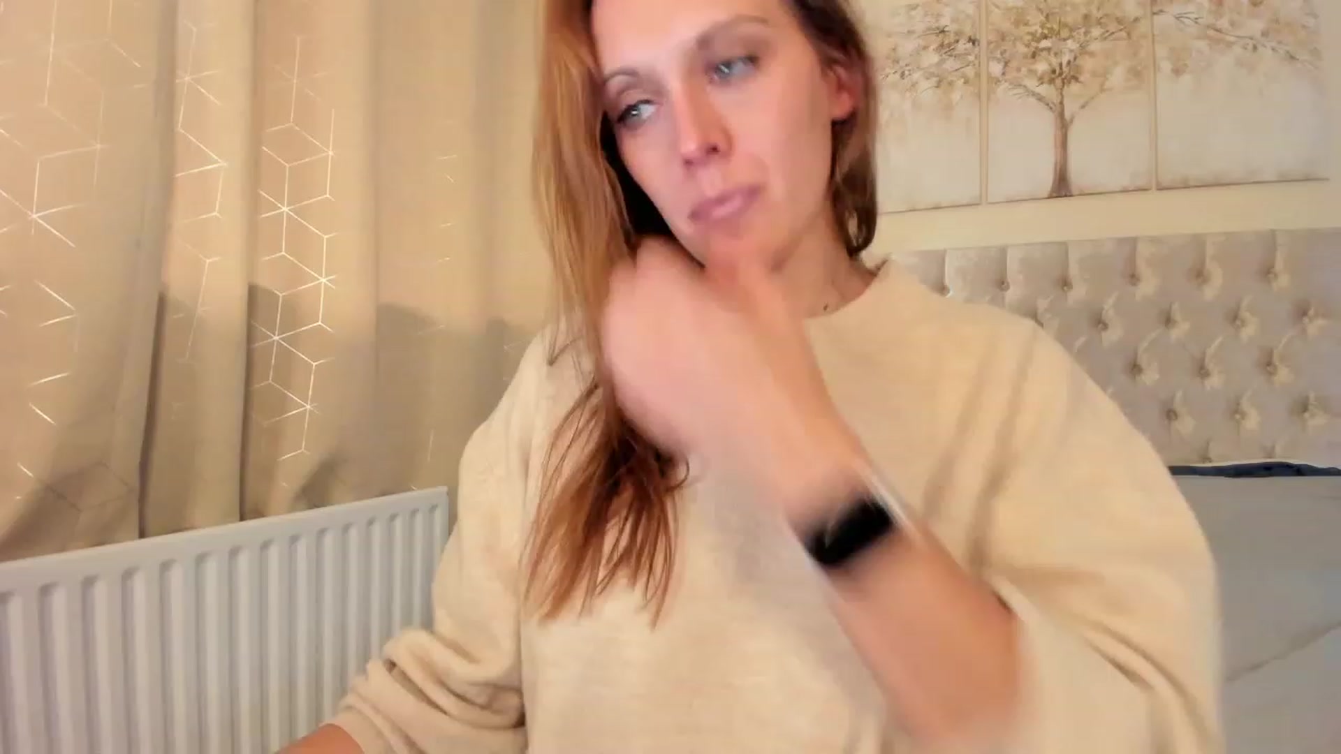 Gallery image thumbnail from Tabby_69's myfreecams stream on, 09/19/2023, 13:12 image 14 of 20