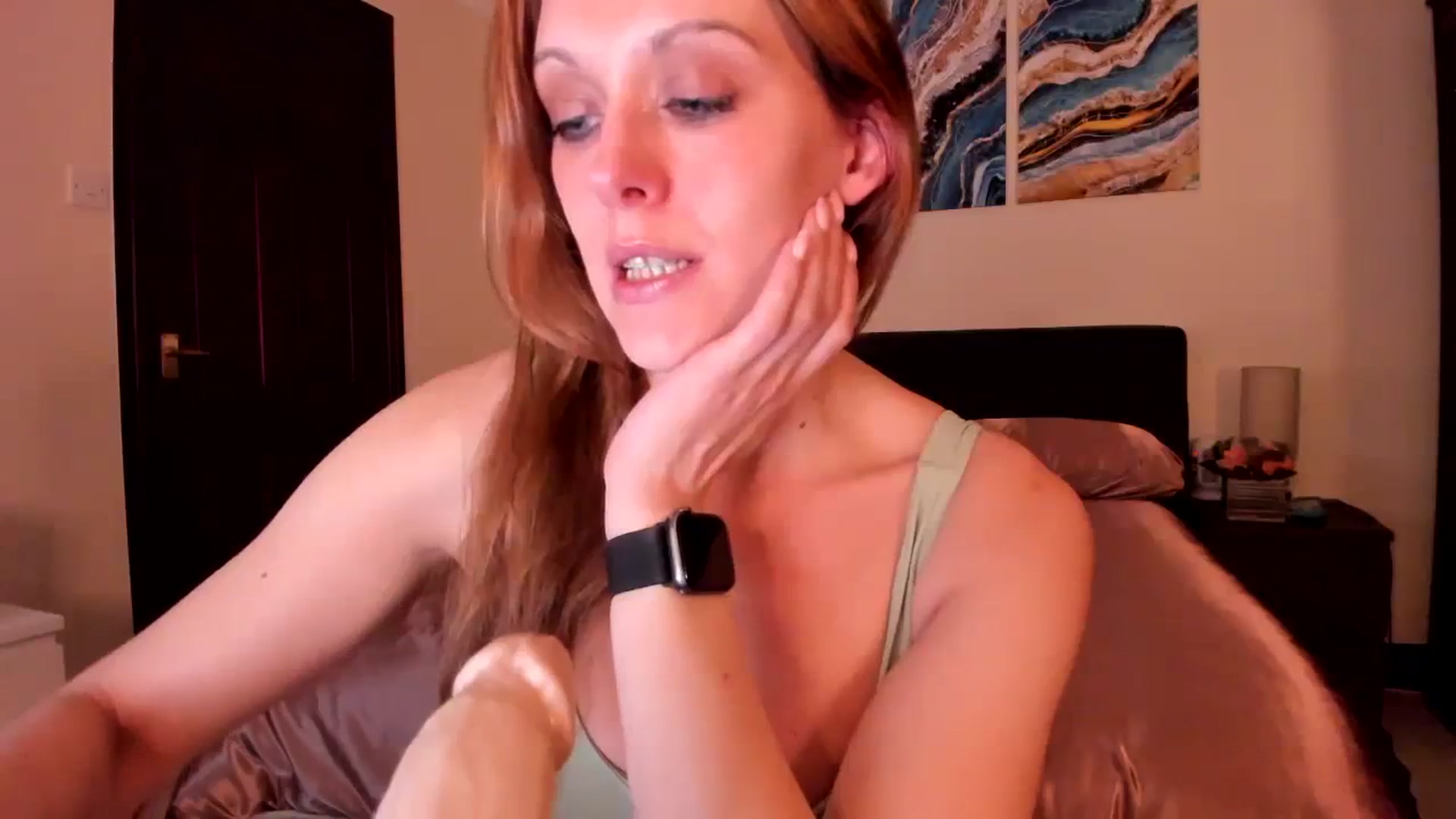 Gallery image thumbnail from Tabby_69's myfreecams stream on, 04/06/2024, 21:57 image 14 of 20