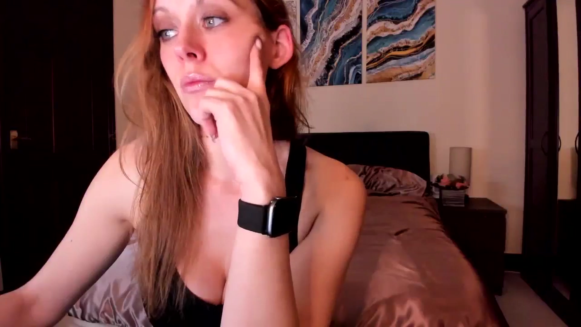 Gallery image thumbnail from Tabby_69's myfreecams stream on, 04/08/2024, 21:31 image 4 of 20