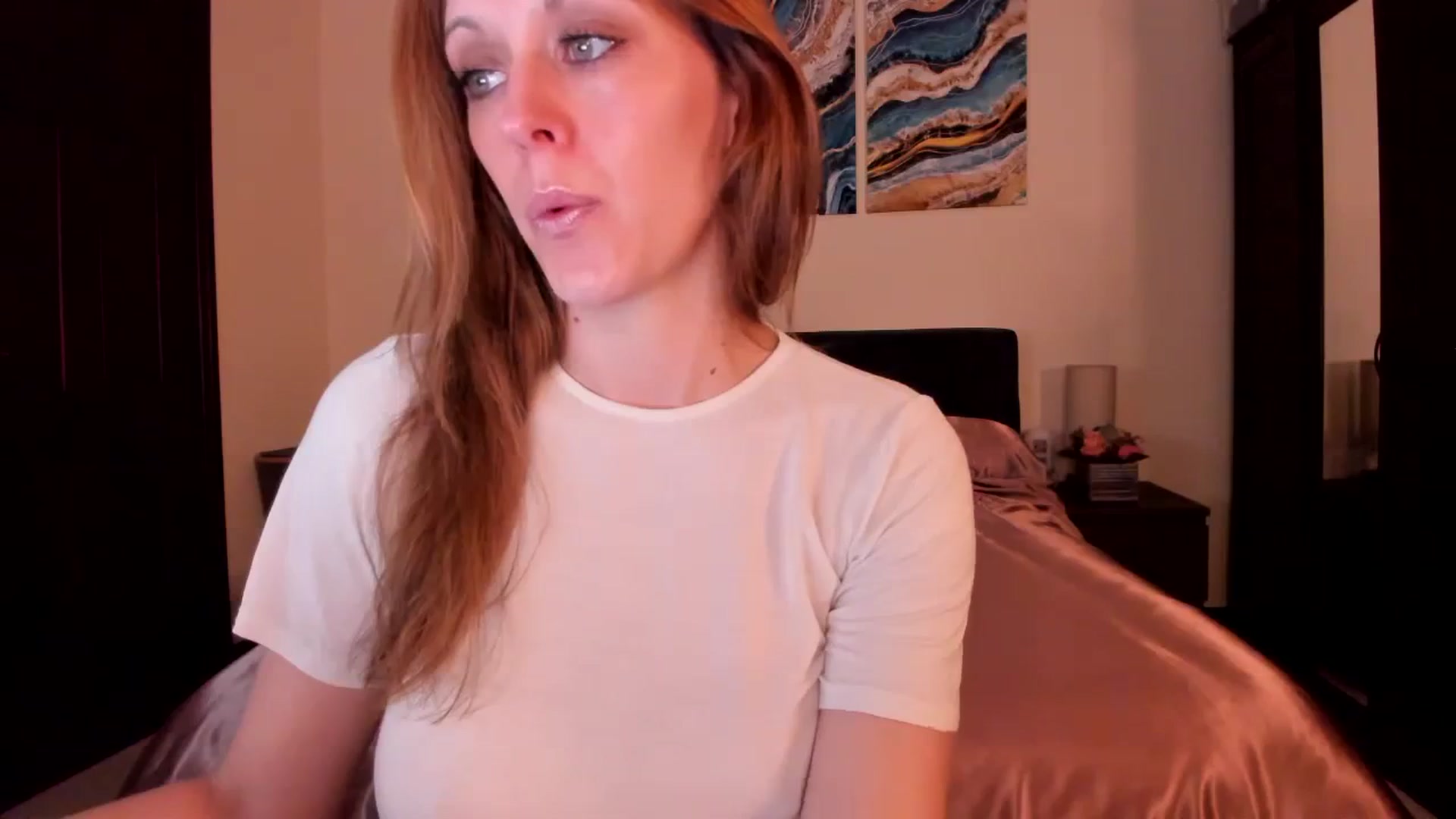 Gallery image thumbnail from Tabby_69's myfreecams stream on, 04/12/2024, 21:49 image 13 of 20