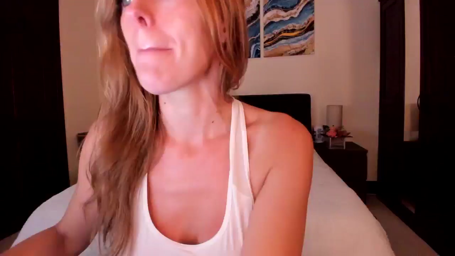 Gallery image thumbnail from Tabby_69's myfreecams stream on, 05/22/2024, 21:59 image 13 of 20