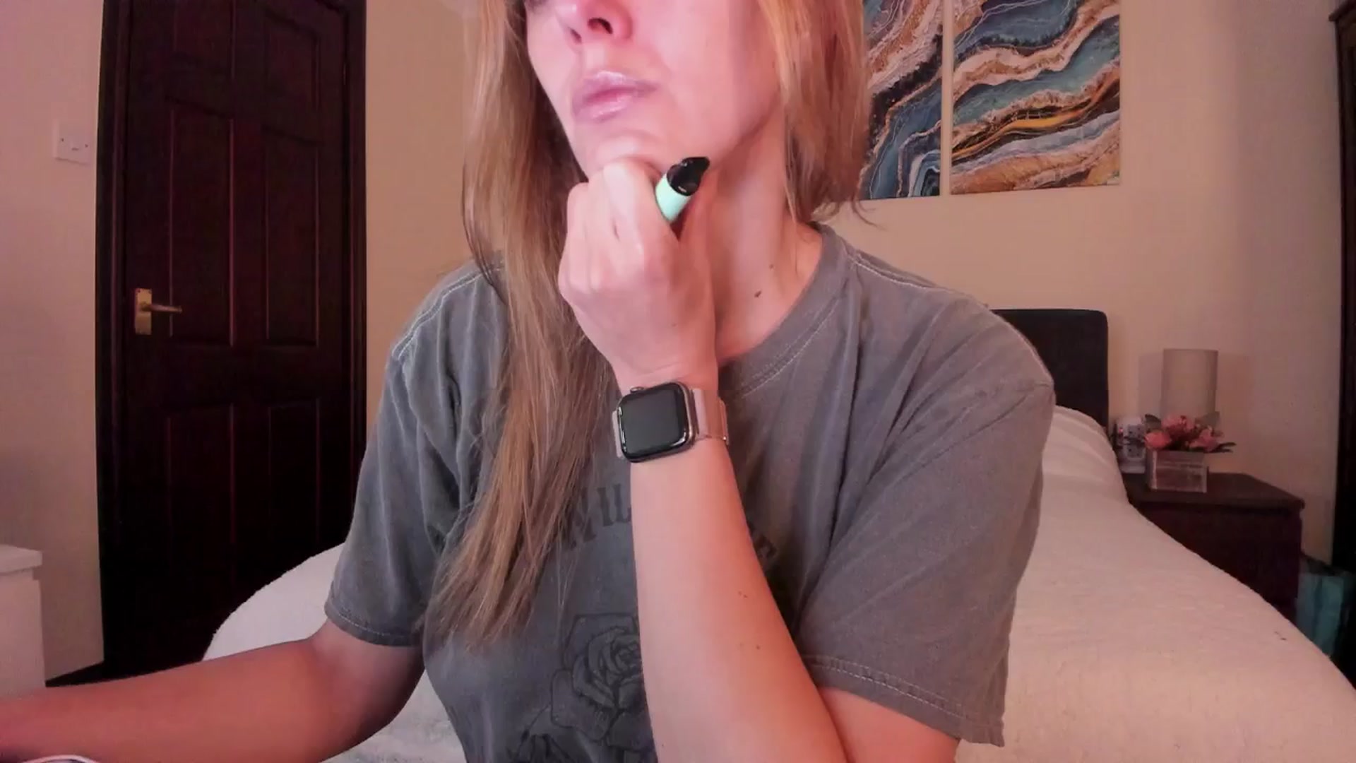 Gallery image thumbnail from Tabby_69's myfreecams stream on, 06/04/2024, 22:06 image 8 of 20