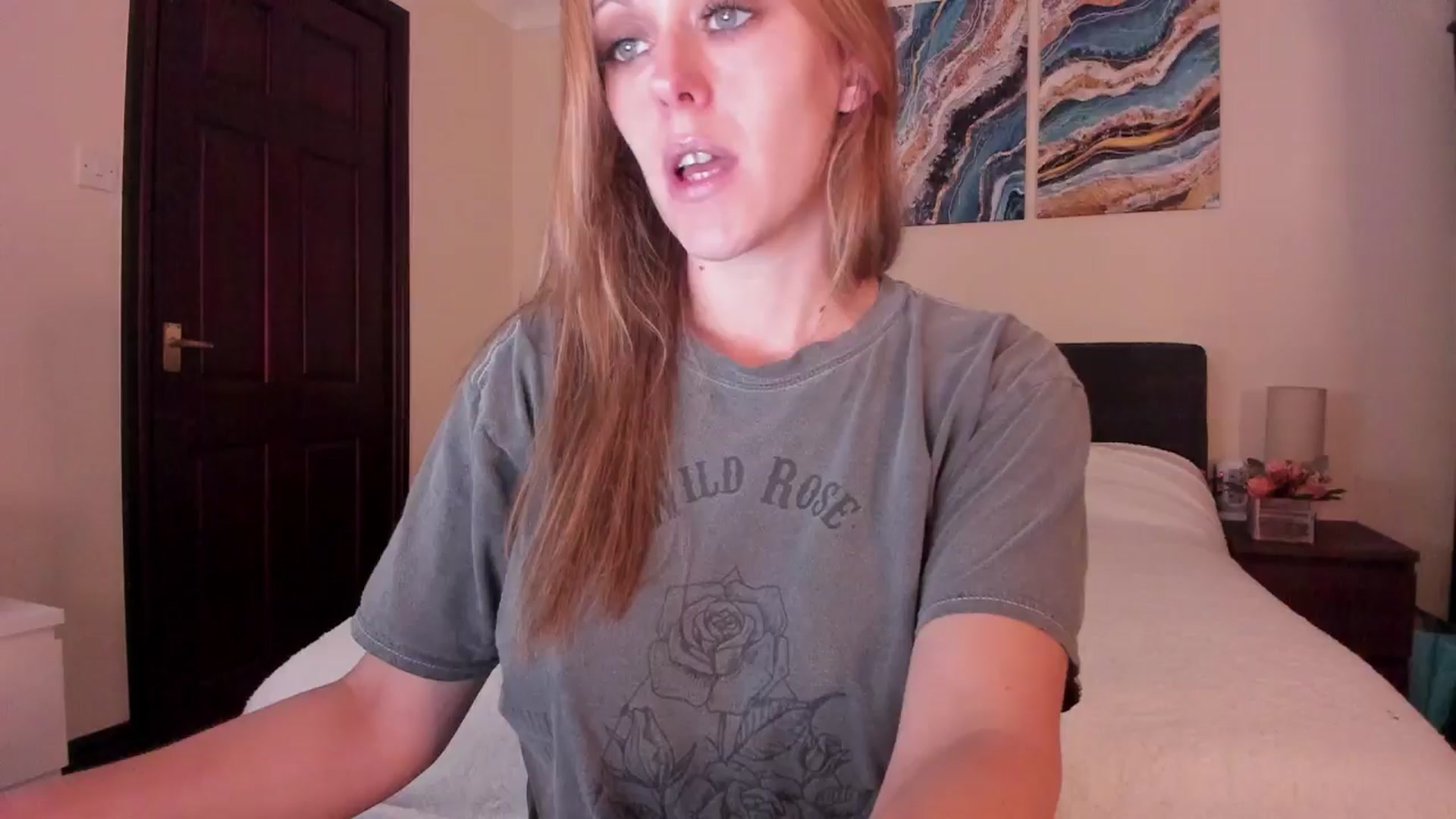 Gallery image thumbnail from Tabby_69's myfreecams stream on, 06/04/2024, 22:06 image 3 of 20
