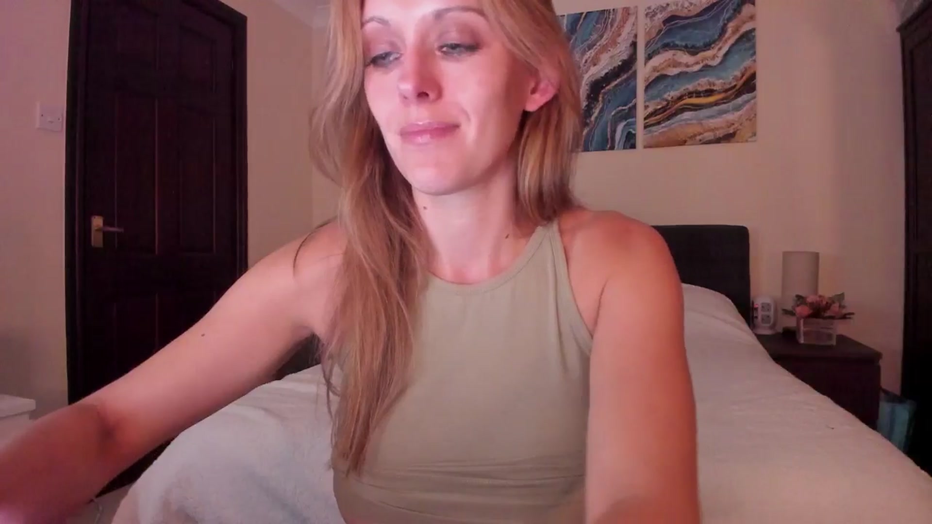 Gallery image thumbnail from Tabby_69's myfreecams stream on, 06/05/2024, 20:57 image 14 of 20