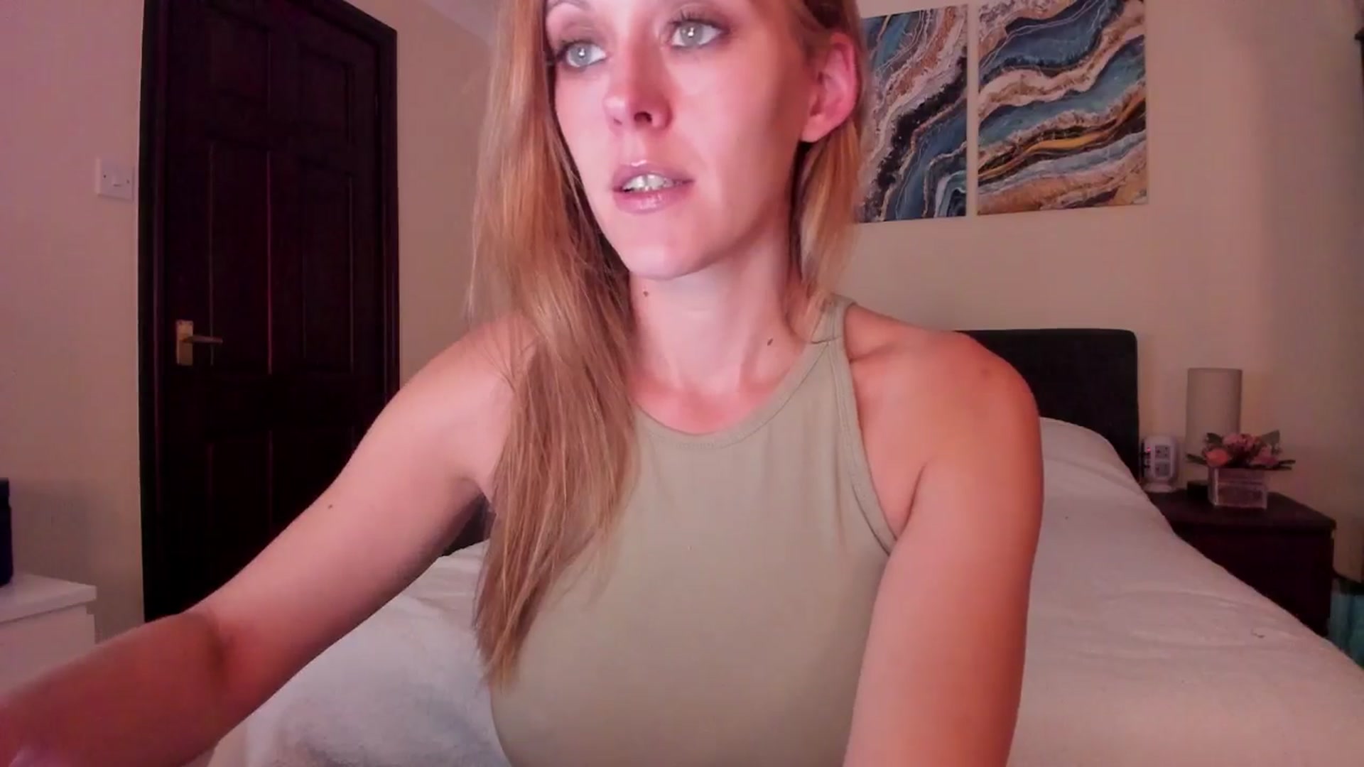 Gallery image thumbnail from Tabby_69's myfreecams stream on, 06/05/2024, 20:57 image 4 of 20