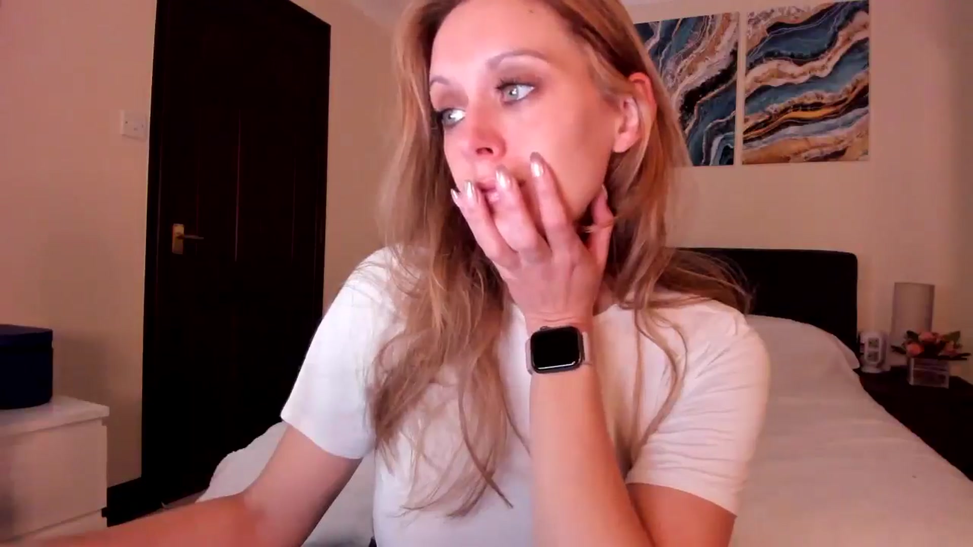 Gallery image thumbnail from Tabby_69's myfreecams stream on, 06/06/2024, 21:33 image 12 of 20