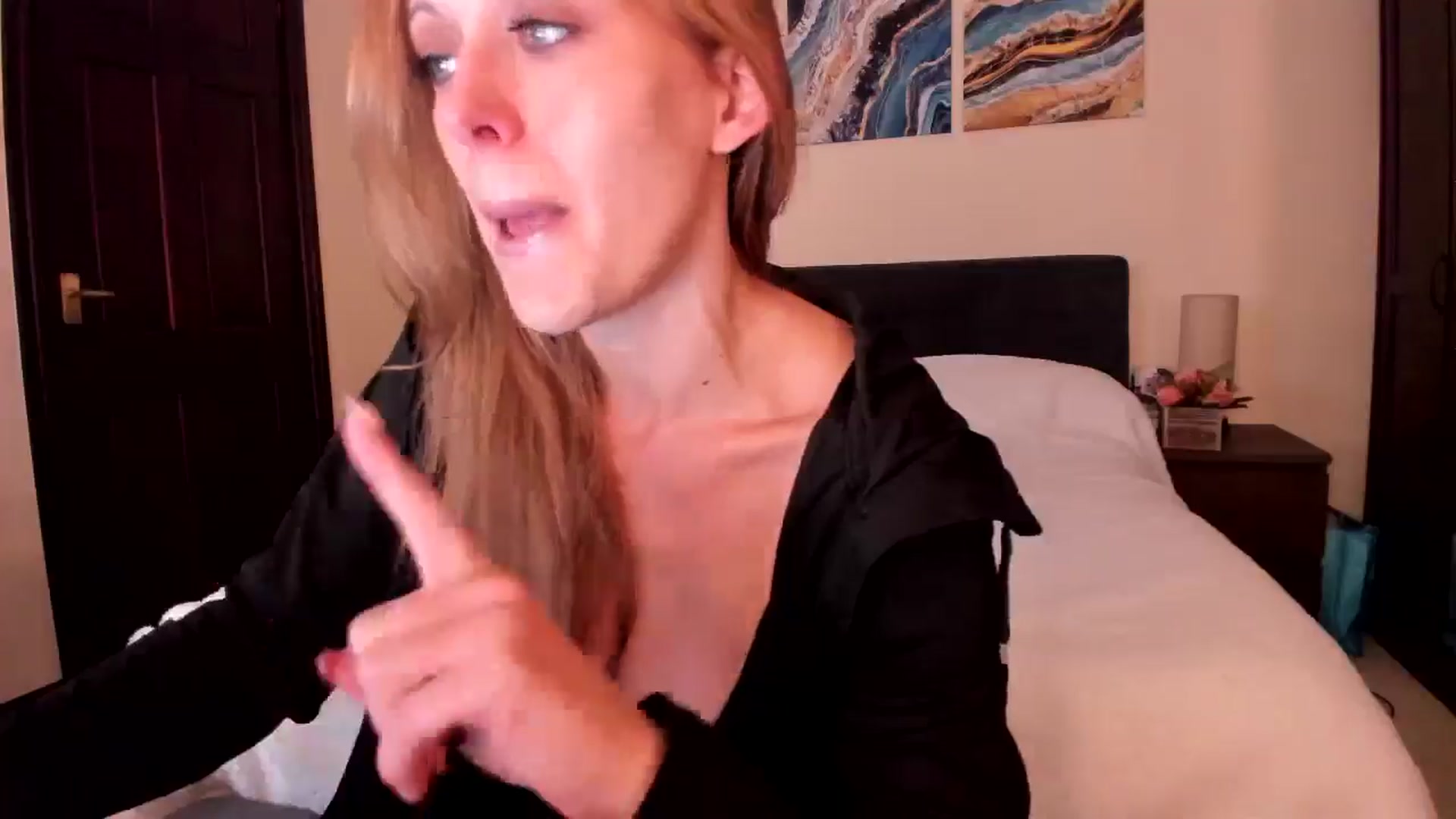 Gallery image thumbnail from Tabby_69's myfreecams stream on, 06/13/2024, 13:37 image 8 of 20