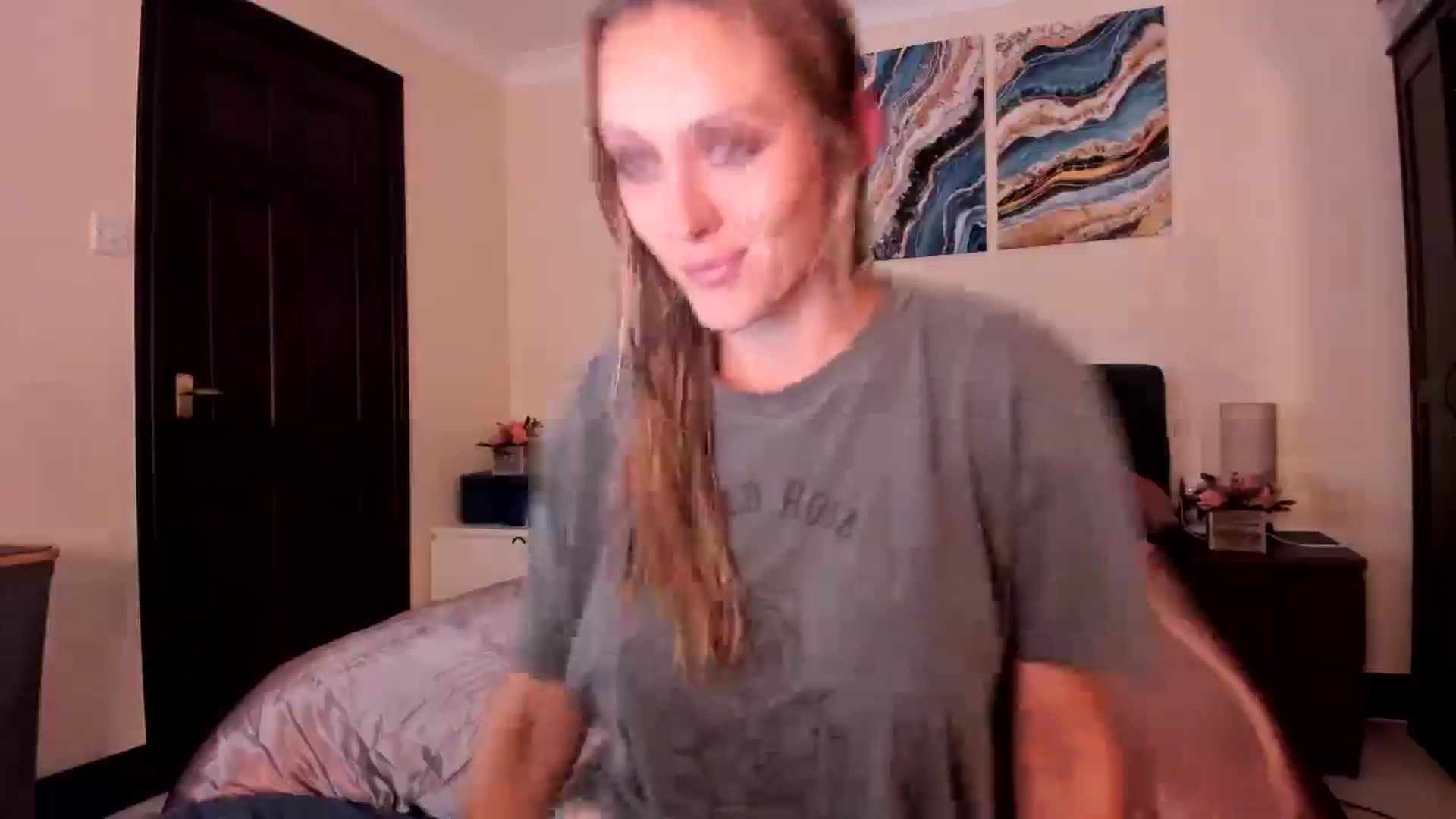 Gallery image thumbnail from Tabby_69's myfreecams stream on, 08/14/2024, 22:31 image 2 of 20