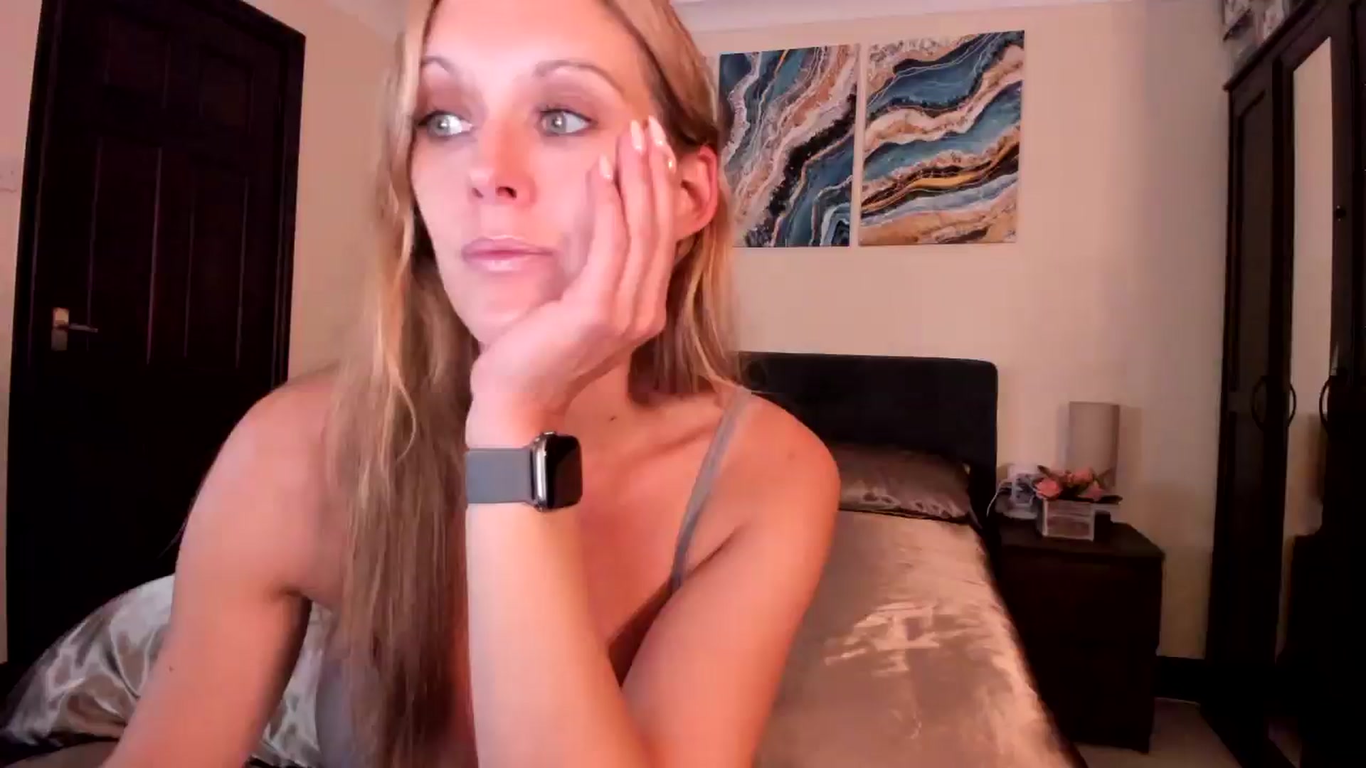 Gallery image thumbnail from Tabby_69's myfreecams stream on, 08/26/2024, 22:10 image 2 of 20