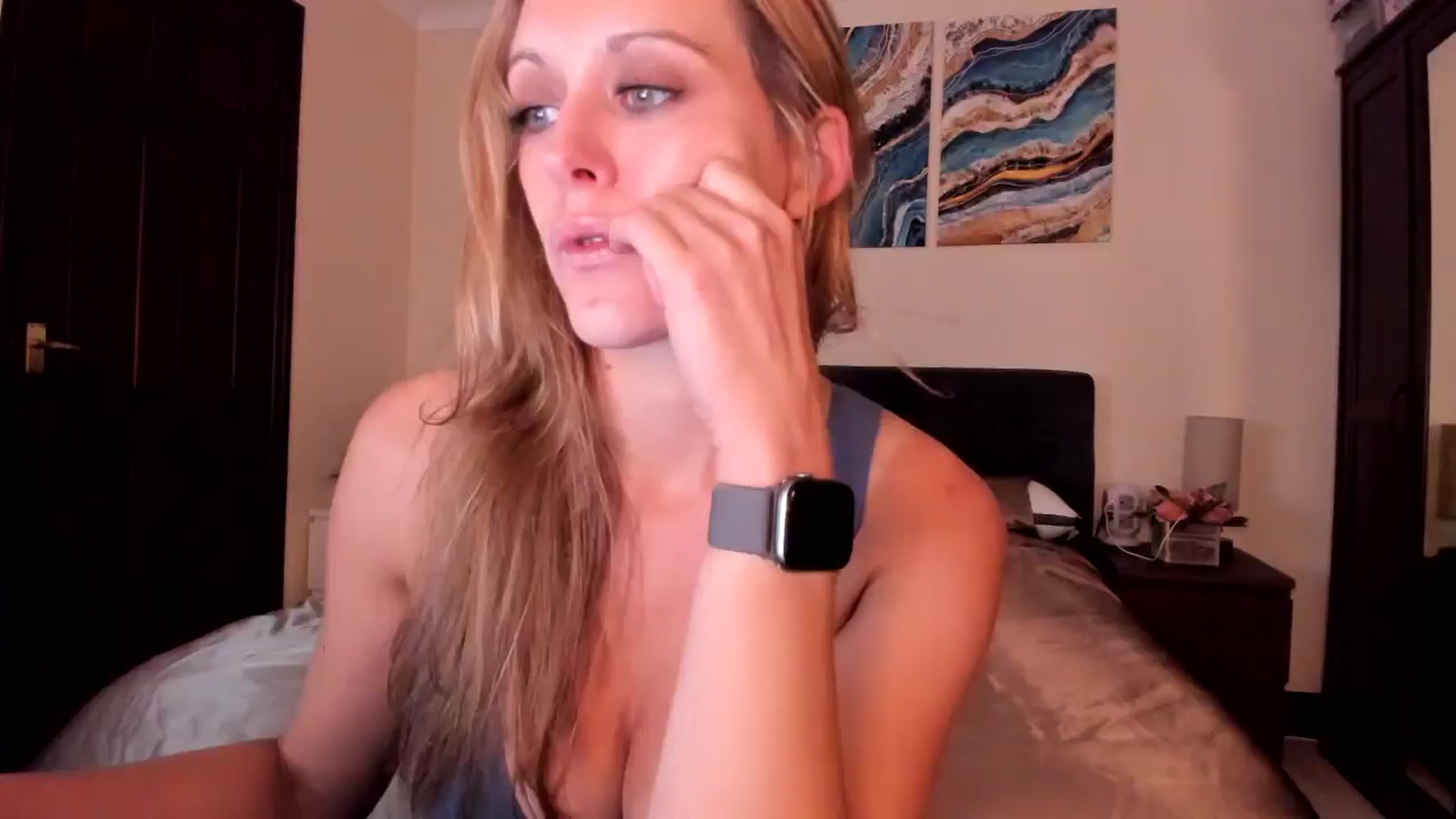 Gallery image thumbnail from Tabby_69's myfreecams stream on, 09/11/2024, 21:54 image 16 of 20