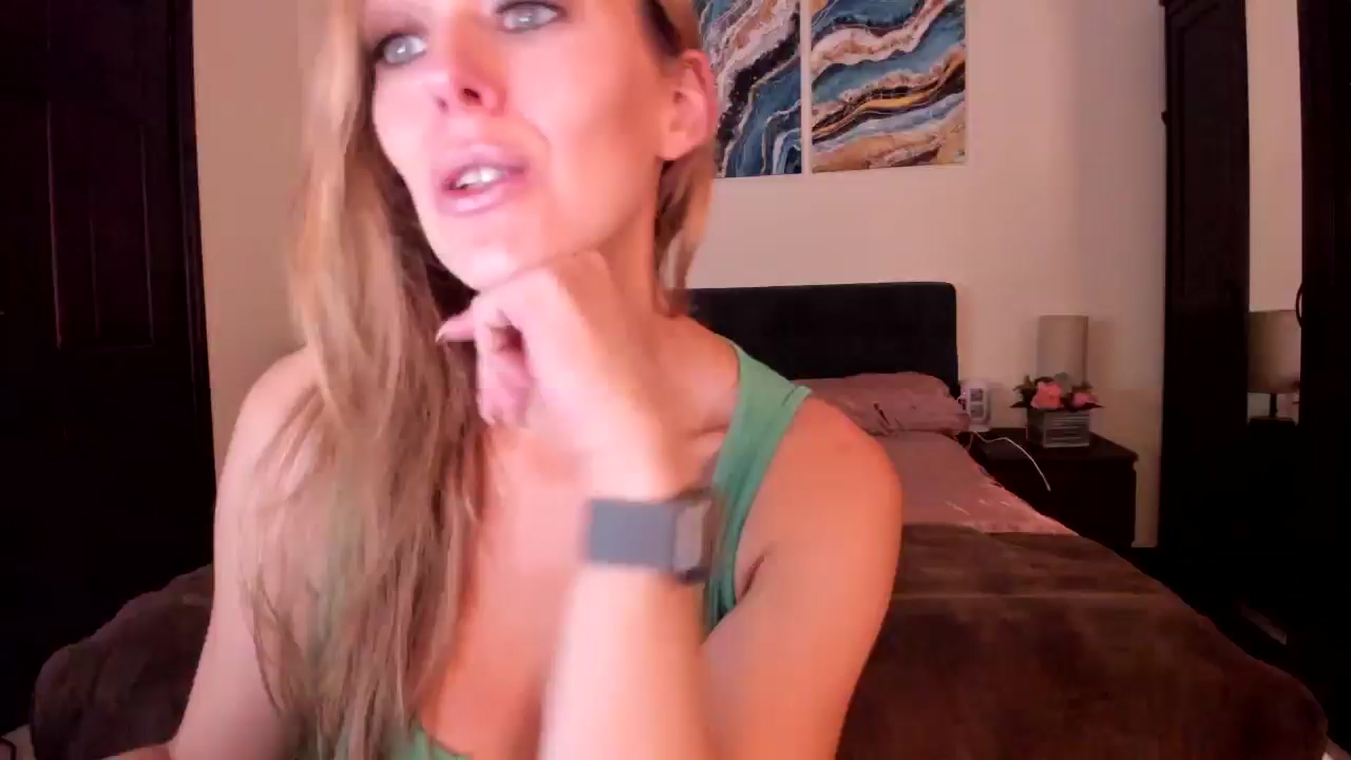 Gallery image thumbnail from Tabby_69's myfreecams stream on, 10/07/2024, 22:13 image 1 of 20