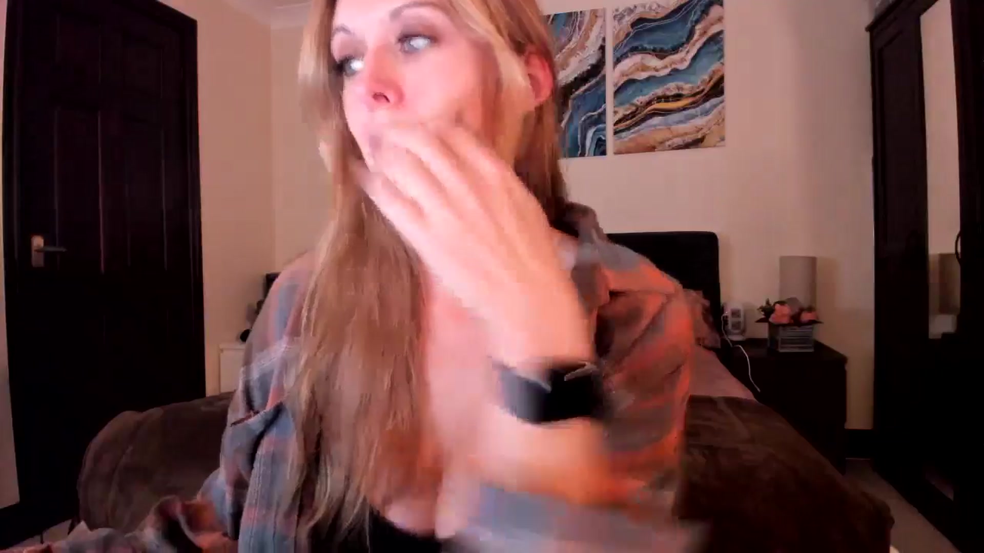 Gallery image thumbnail from Tabby_69's myfreecams stream on, 10/09/2024, 21:38 image 3 of 20