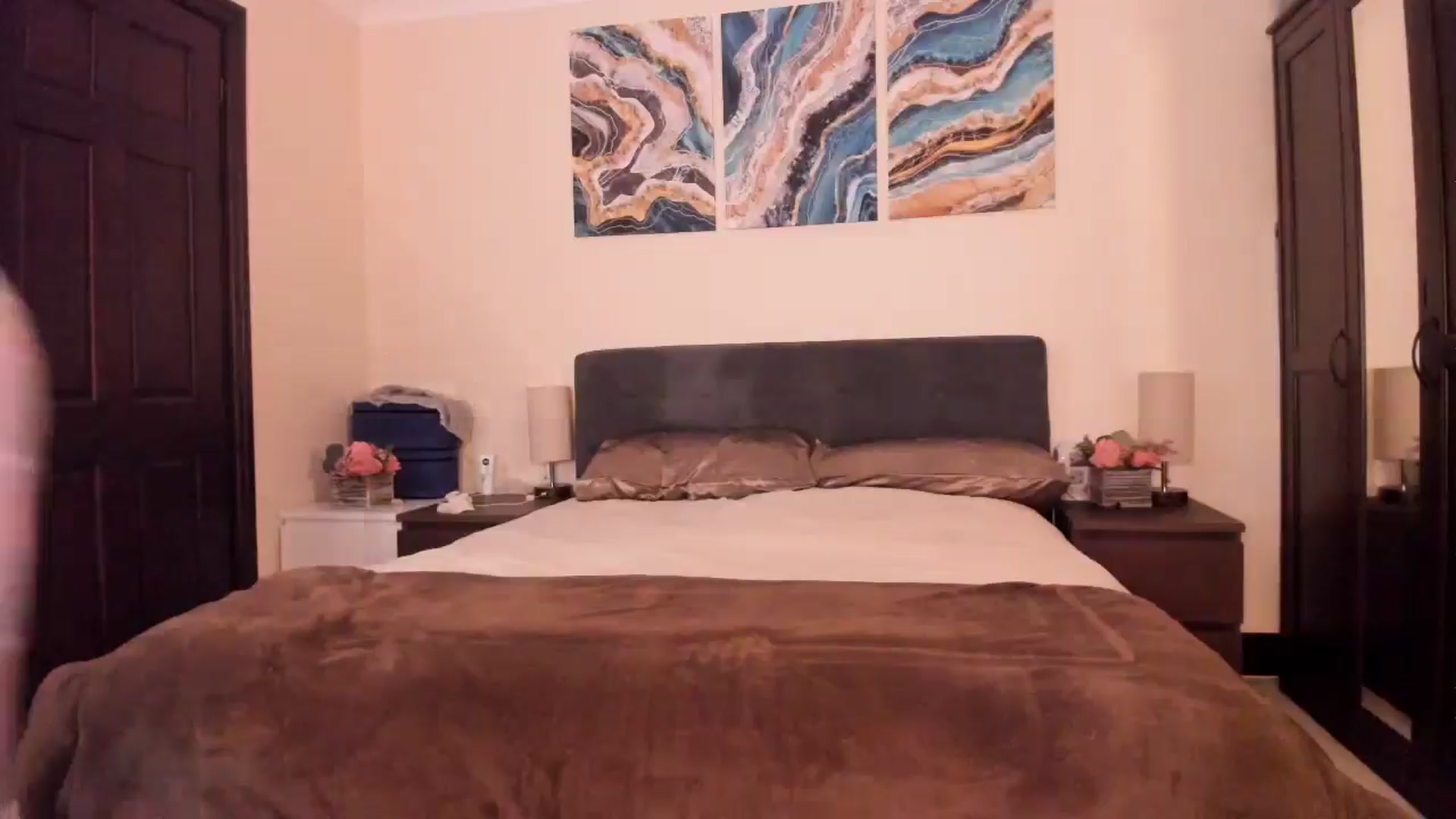 Gallery image thumbnail from Tabby_69's myfreecams stream on, 10/12/2024, 21:43 image 4 of 20