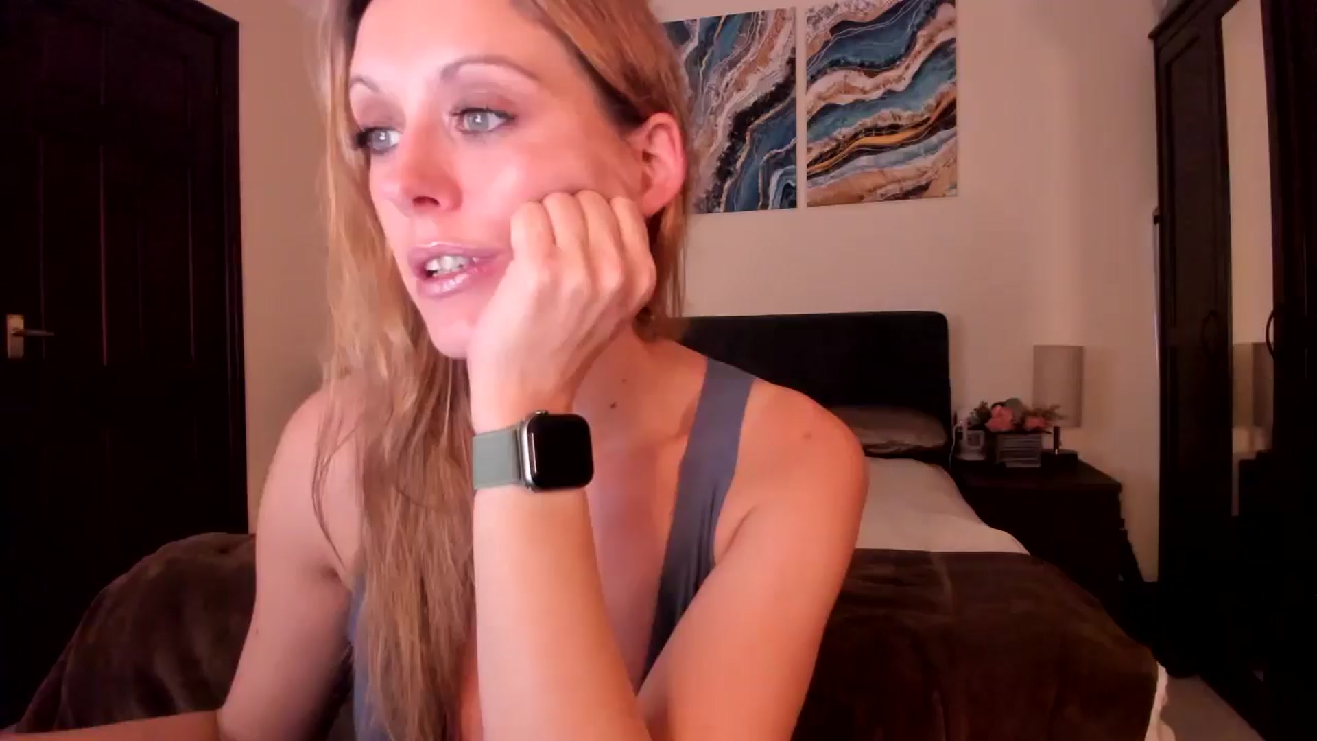 Gallery image thumbnail from Tabby_69's myfreecams stream on, 10/28/2024, 22:21 image 1 of 20