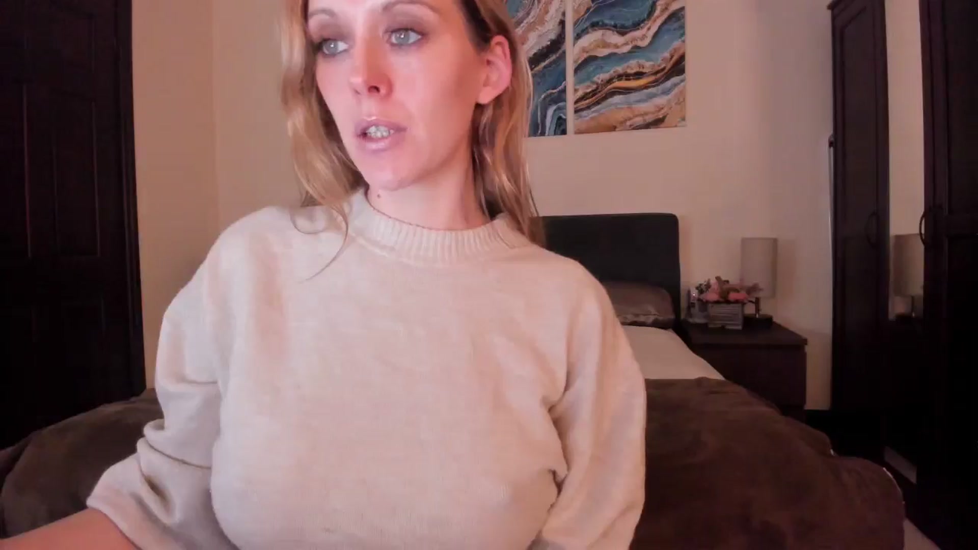 Gallery image thumbnail from Tabby_69's myfreecams stream on, 11/01/2024, 23:07 image 13 of 20