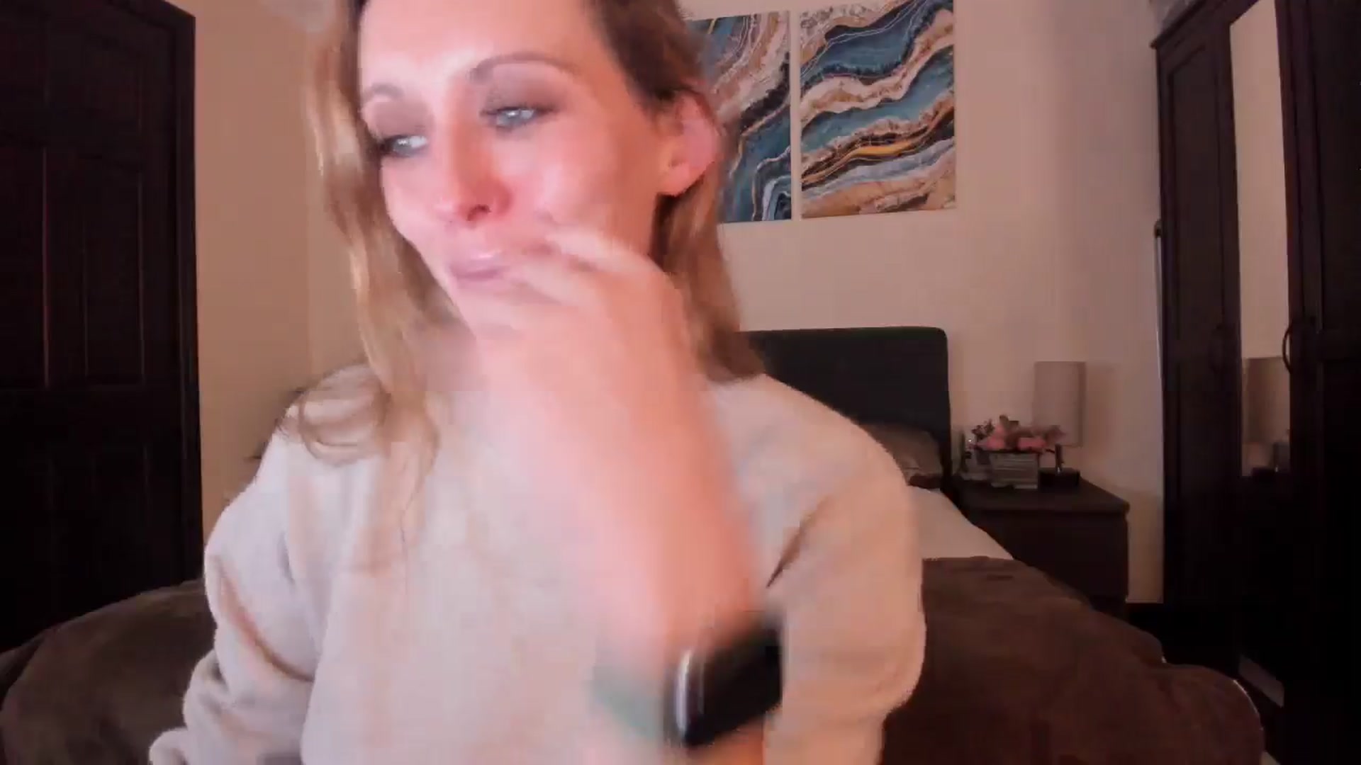 Gallery image thumbnail from Tabby_69's myfreecams stream on, 11/01/2024, 23:07 image 10 of 20