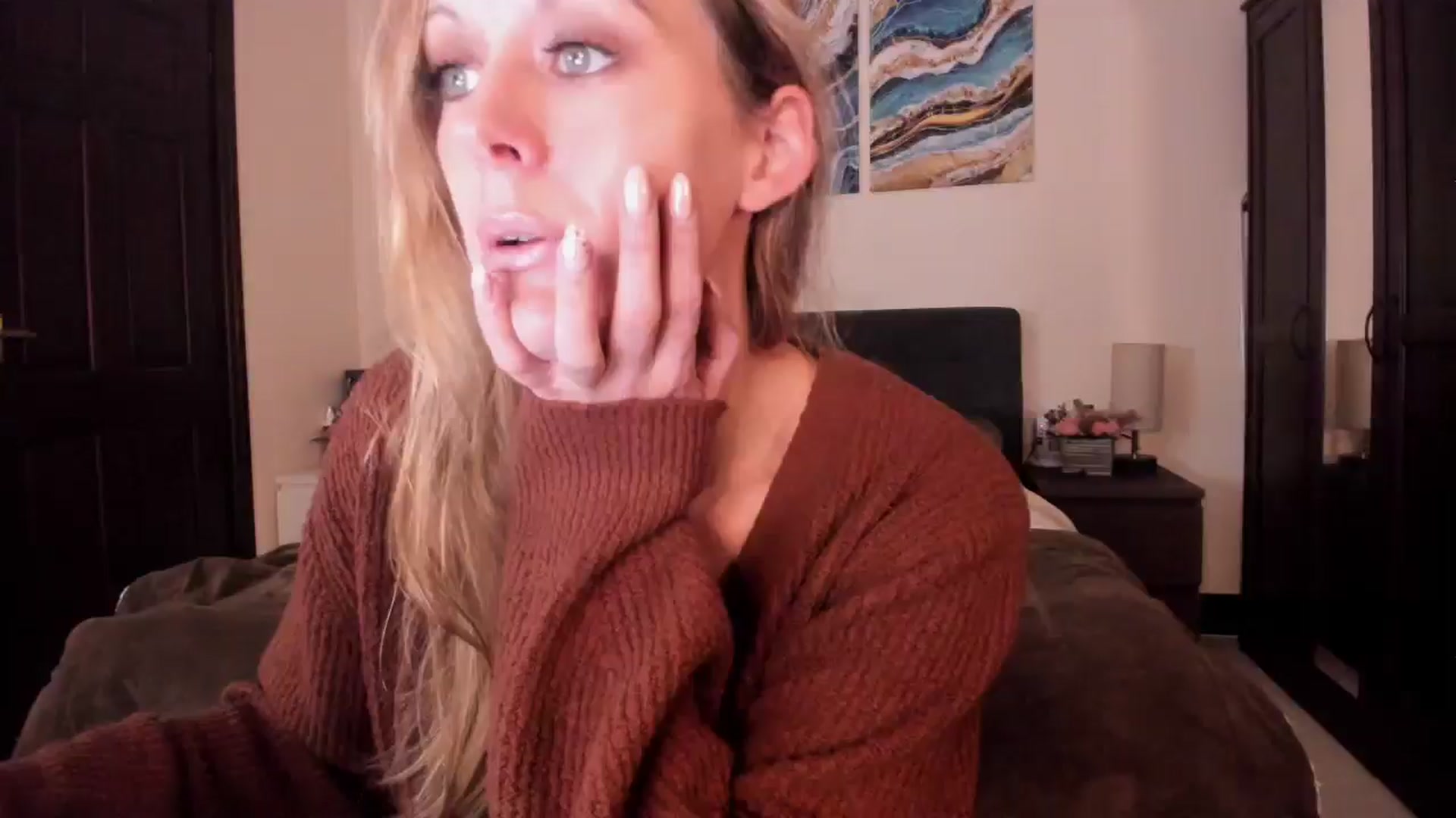 Gallery image thumbnail from Tabby_69's myfreecams stream on, 11/03/2024, 22:58 image 10 of 20