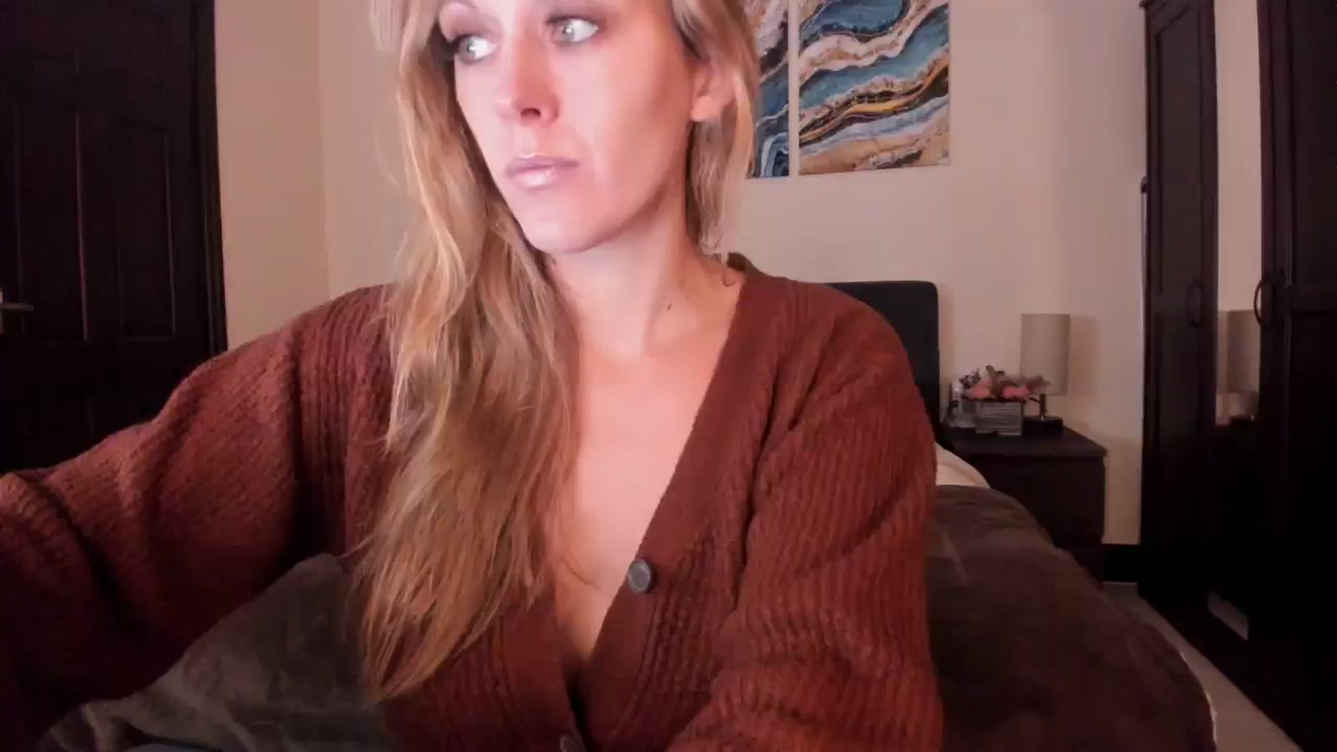 Gallery image thumbnail from Tabby_69's myfreecams stream on, 11/03/2024, 22:58 image 1 of 20