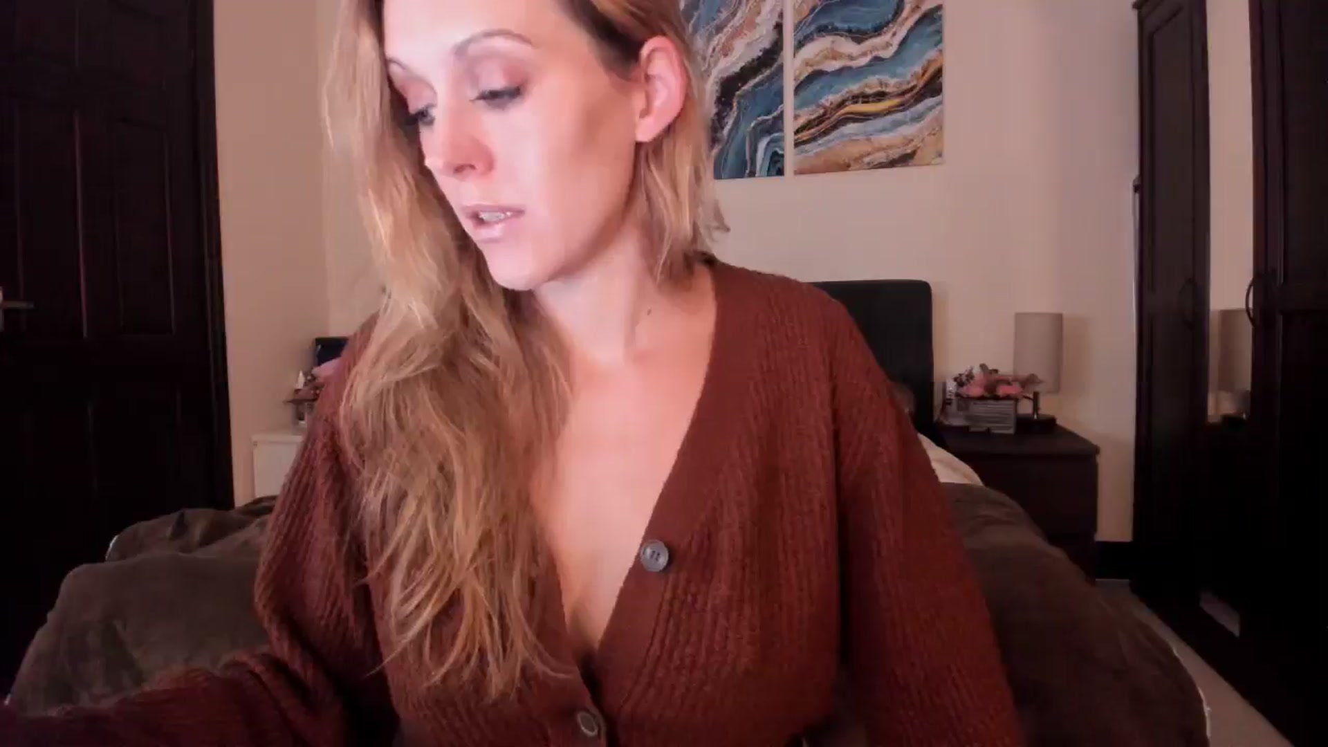 Gallery image thumbnail from Tabby_69's myfreecams stream on, 11/03/2024, 22:58 image 4 of 20