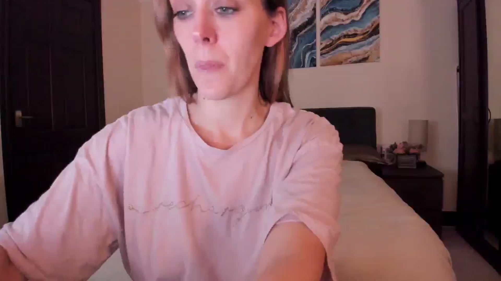 Gallery image thumbnail from Tabby_69's myfreecams stream on, 11/22/2024, 22:54 image 19 of 20