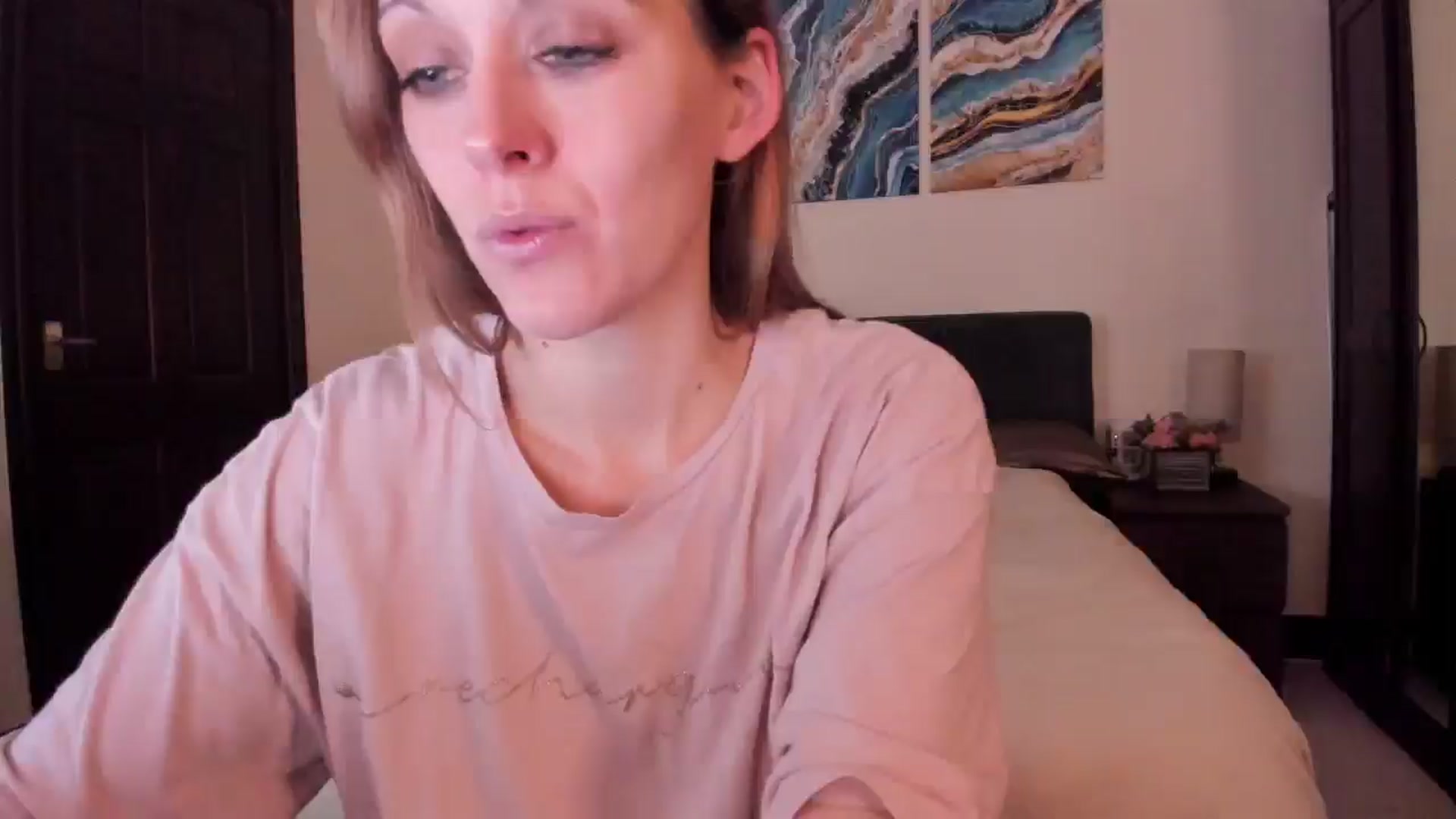 Gallery image thumbnail from Tabby_69's myfreecams stream on, 11/22/2024, 22:54 image 18 of 20