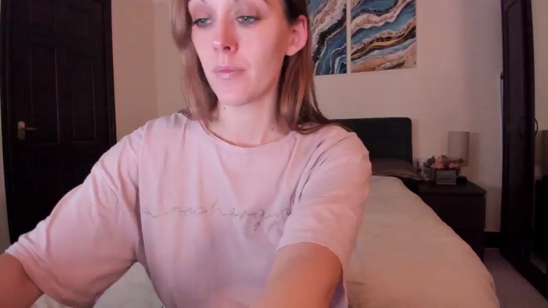 Gallery image thumbnail from Tabby_69's myfreecams stream on, 11/22/2024, 22:54 image 14 of 20