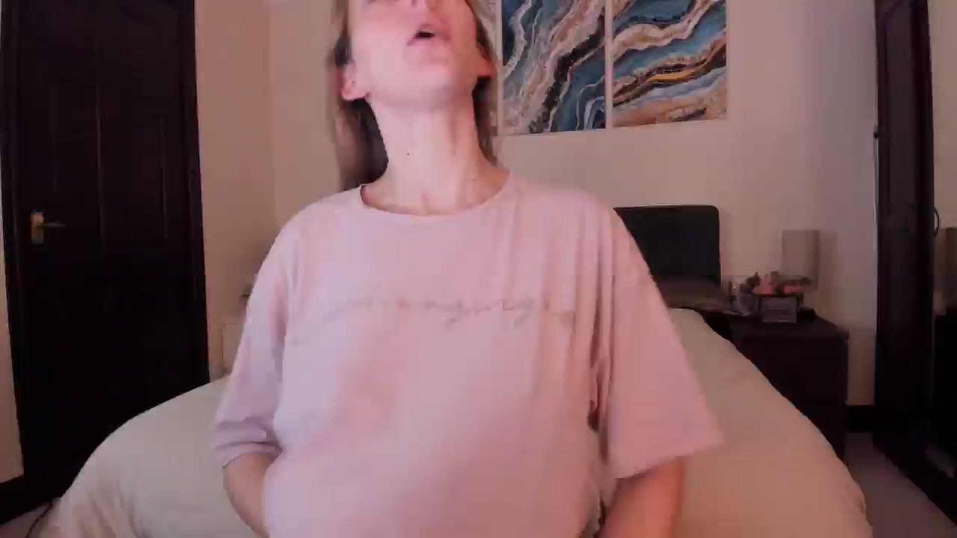 Gallery image thumbnail from Tabby_69's myfreecams stream on, 11/22/2024, 22:54 image 7 of 20