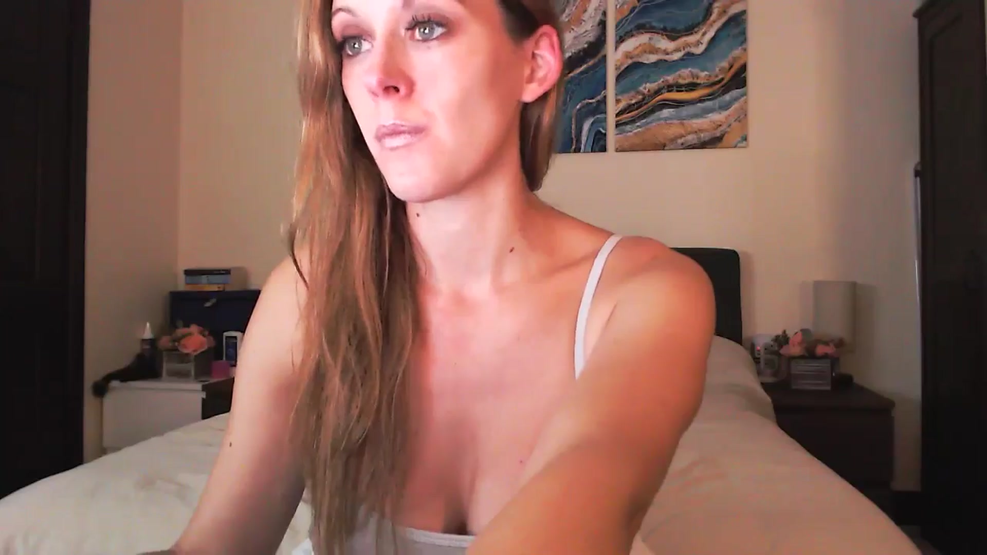Gallery image thumbnail from Tabby_69's myfreecams stream on, 12/03/2024, 23:02 image 17 of 20