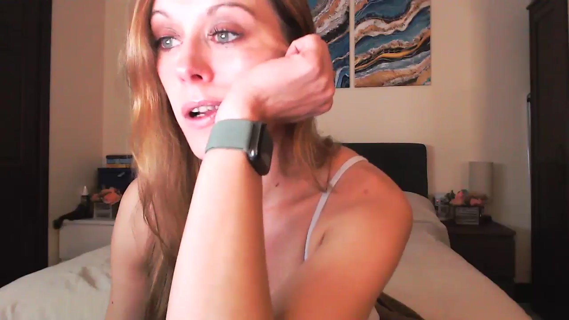 Gallery image thumbnail from Tabby_69's myfreecams stream on, 12/03/2024, 23:02 image 11 of 20