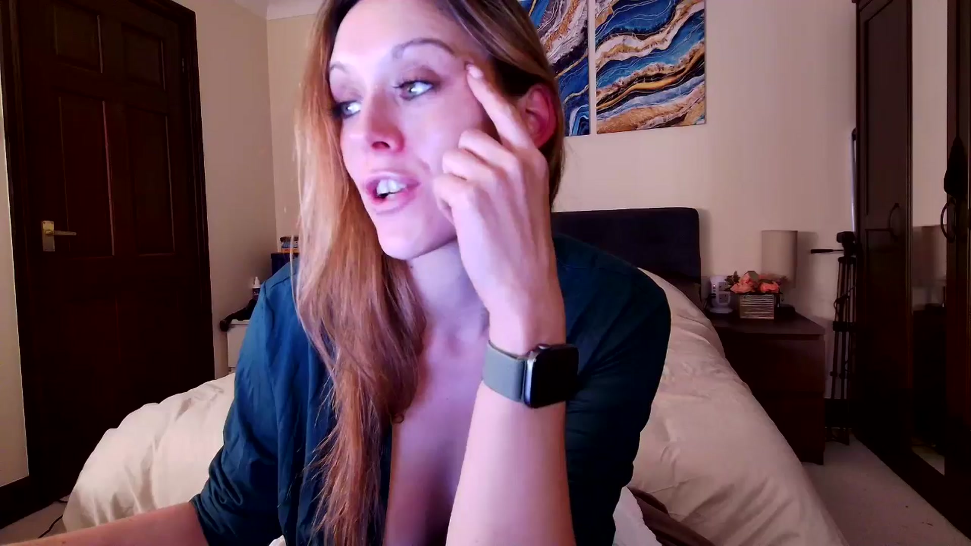 Gallery image thumbnail from Tabby_69's myfreecams stream on, 12/04/2024, 22:53 image 18 of 20