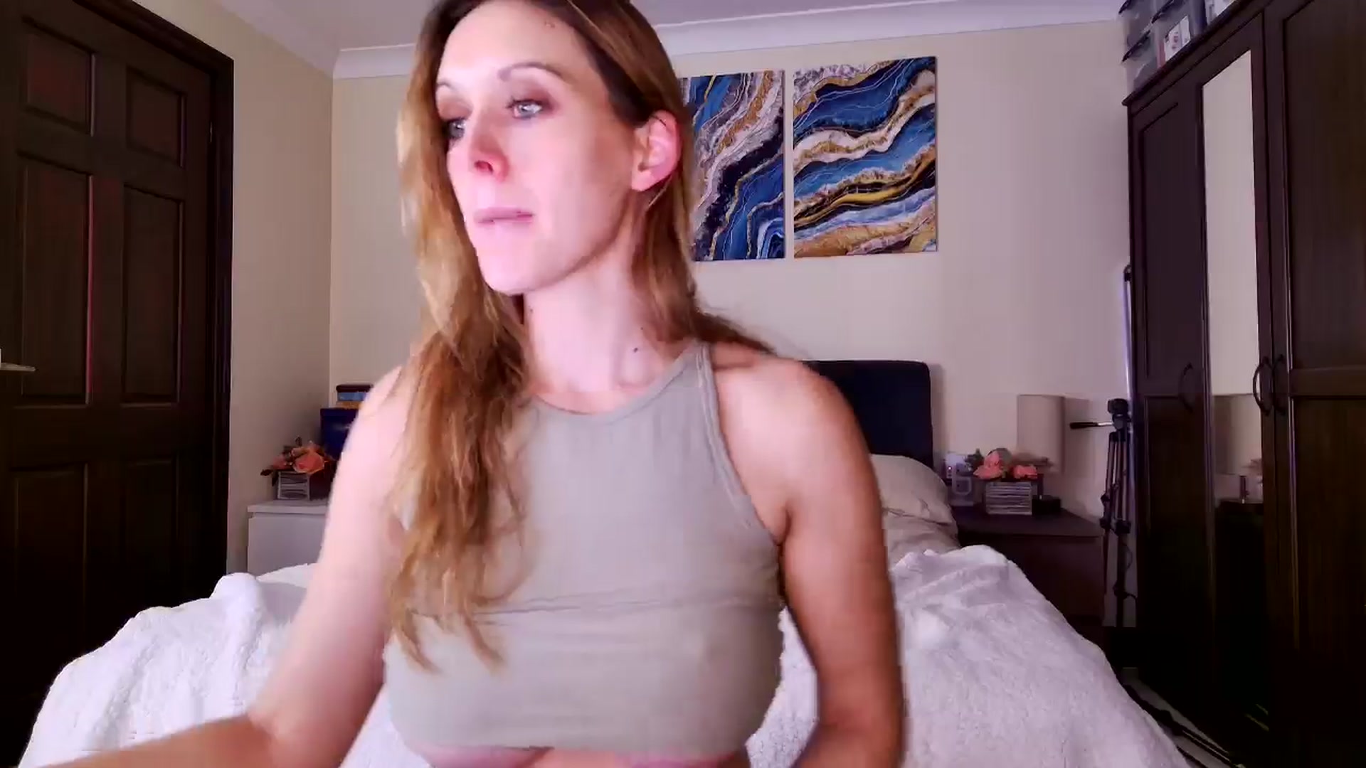 Gallery image thumbnail from Tabby_69's myfreecams stream on, 12/07/2024, 22:55 image 9 of 20