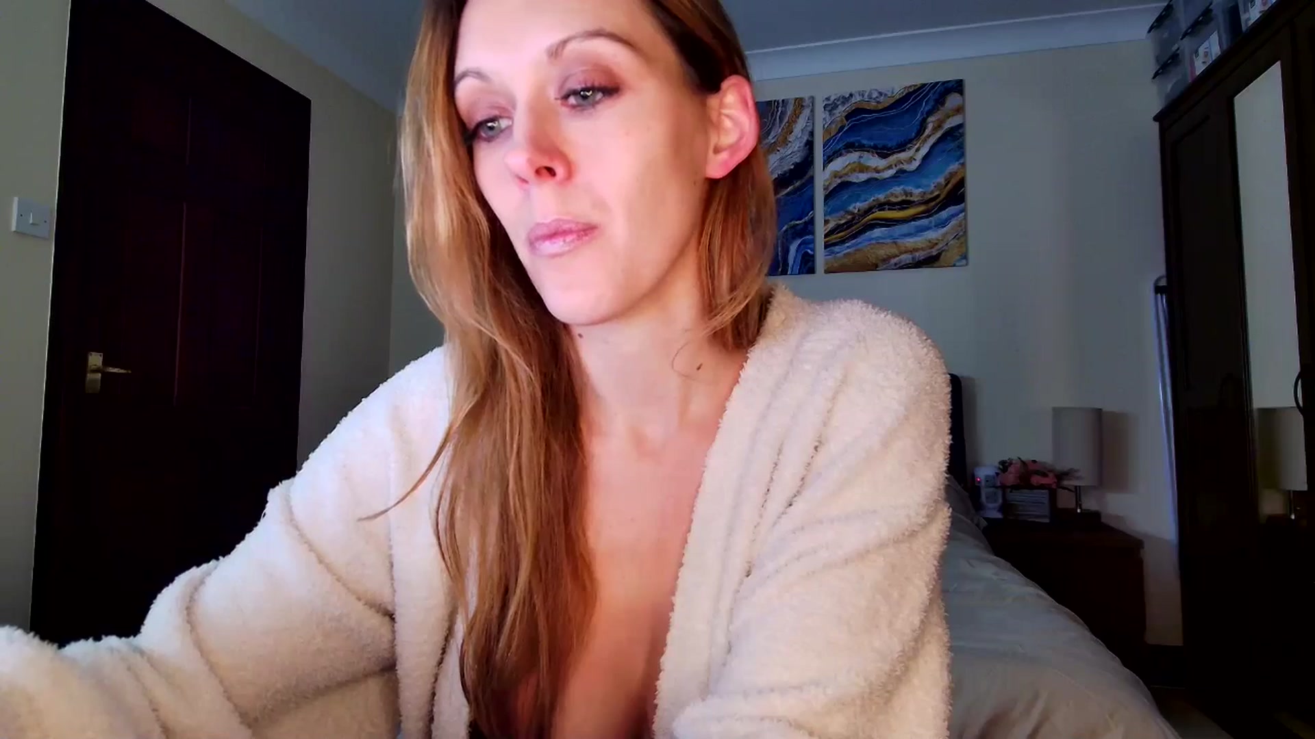 Gallery image thumbnail from Tabby_69's myfreecams stream on, 12/22/2024, 23:09 image 5 of 20