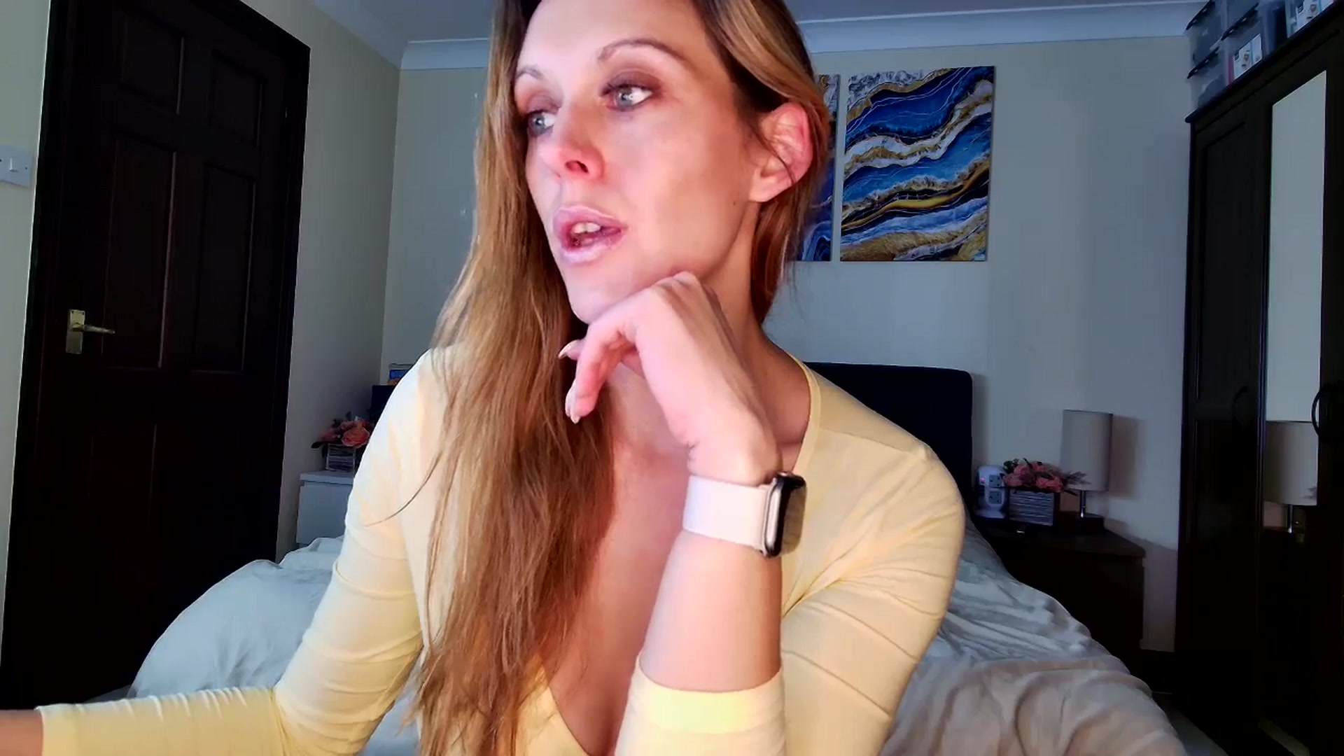 Gallery image thumbnail from Tabby_69's myfreecams stream on, 01/02/2025, 23:34 image 2 of 20