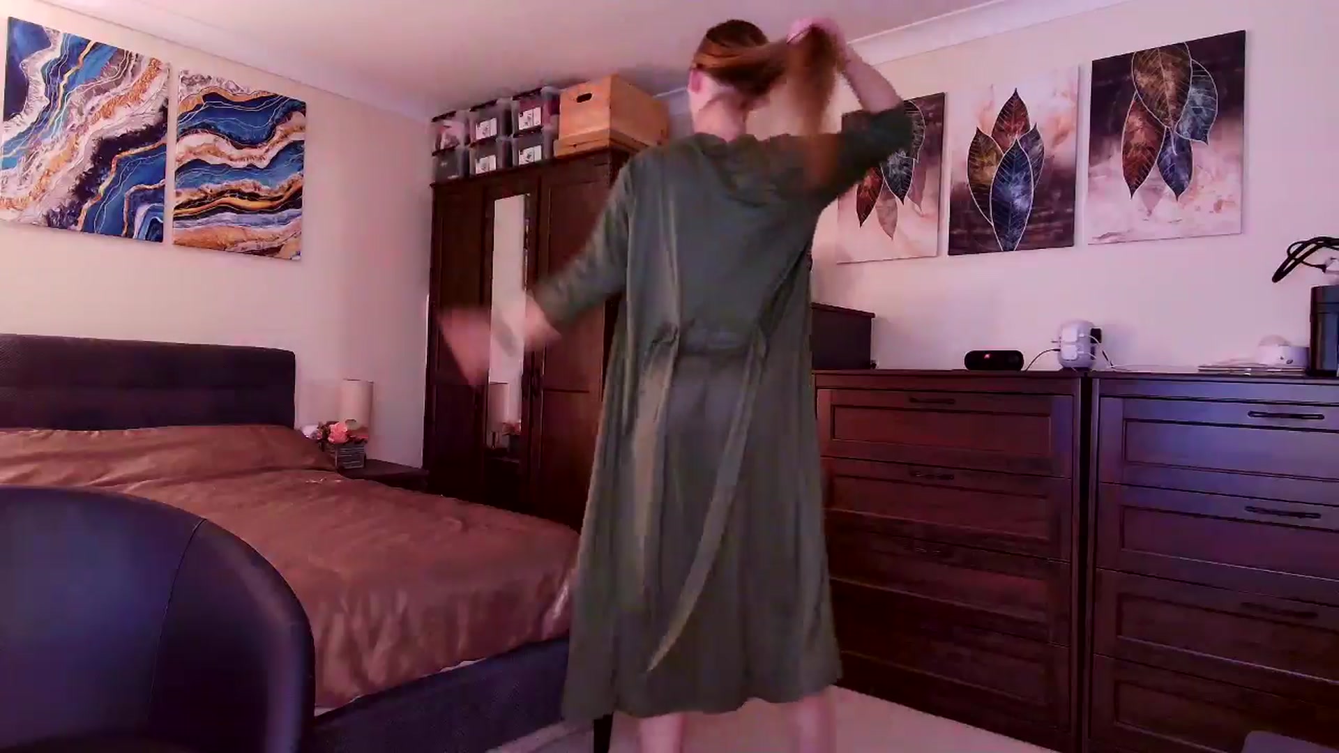 Gallery image thumbnail from Tabby_69's myfreecams stream on, 02/17/2025, 23:16 image 16 of 20