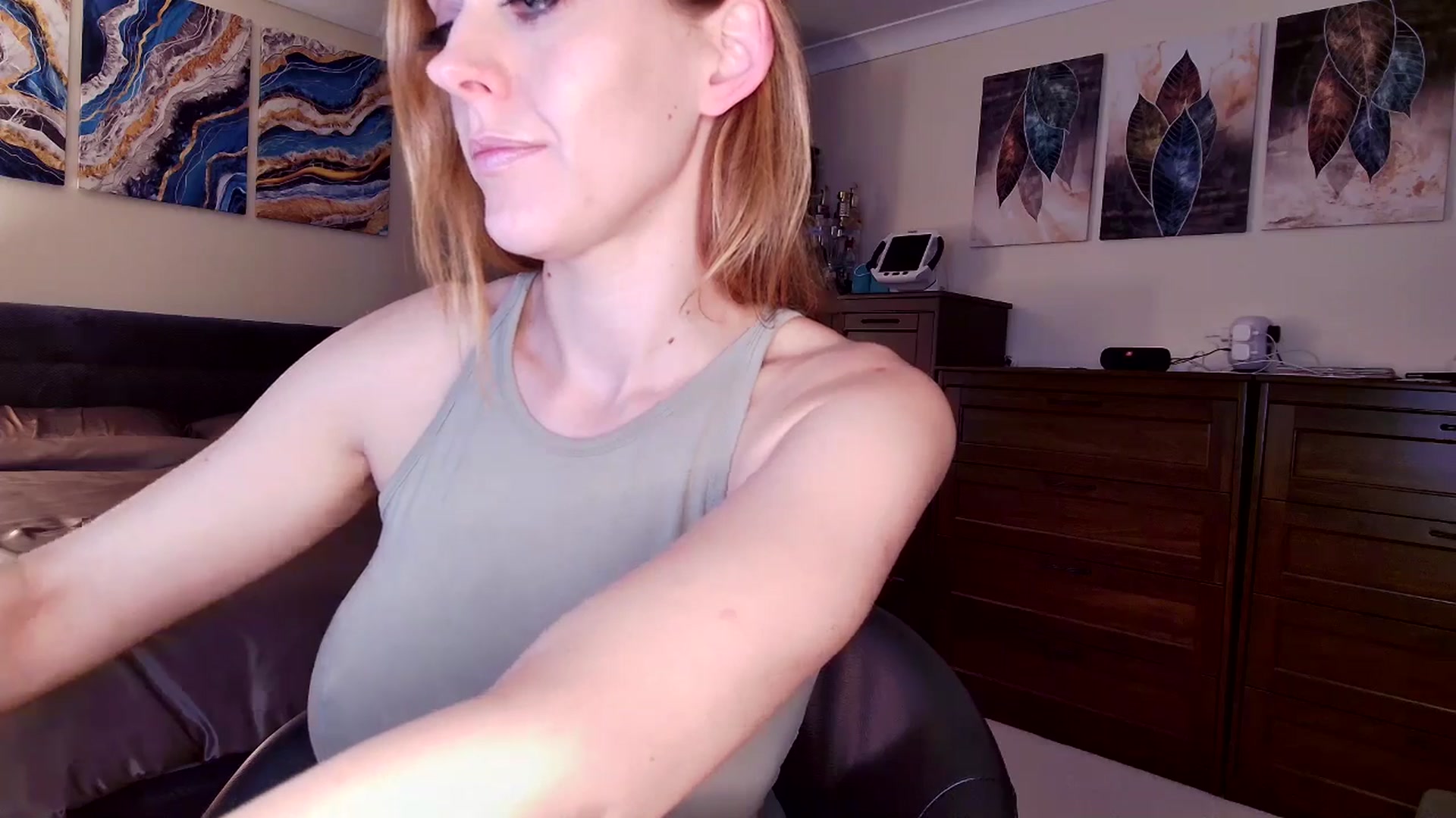 Gallery image thumbnail from Tabby_69's myfreecams stream on, 02/27/2025, 22:54 image 18 of 20