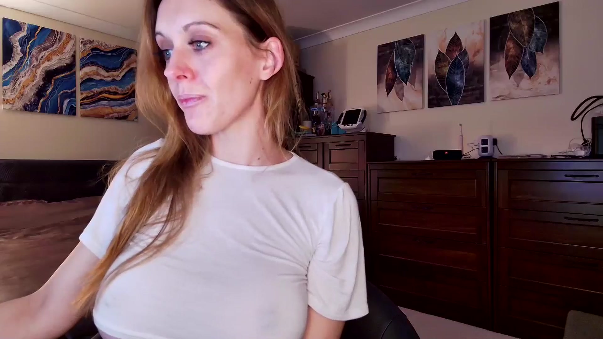 Gallery image thumbnail from Tabby_69's myfreecams stream on, 03/05/2025, 22:38 image 2 of 20