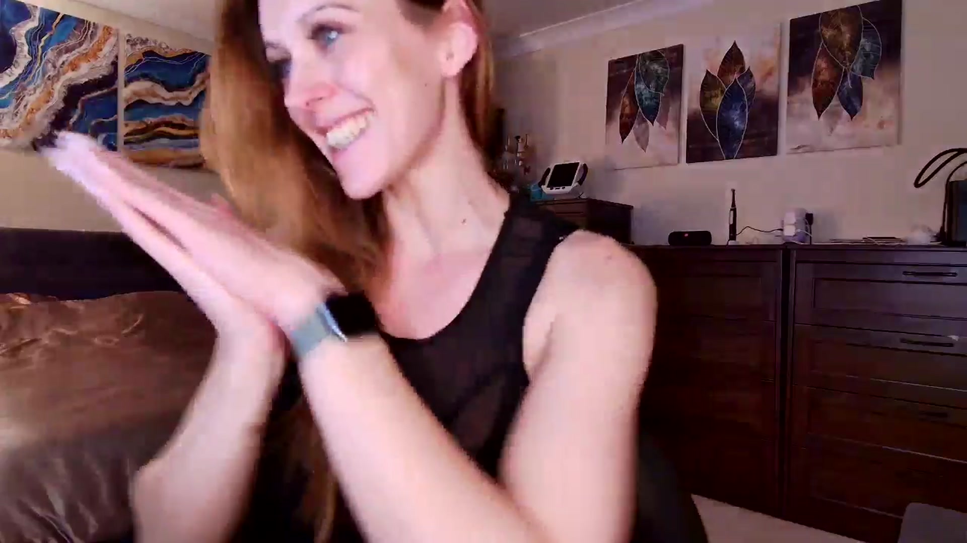 Gallery image thumbnail from Tabby_69's myfreecams stream on, 03/10/2025, 23:05 image 9 of 20