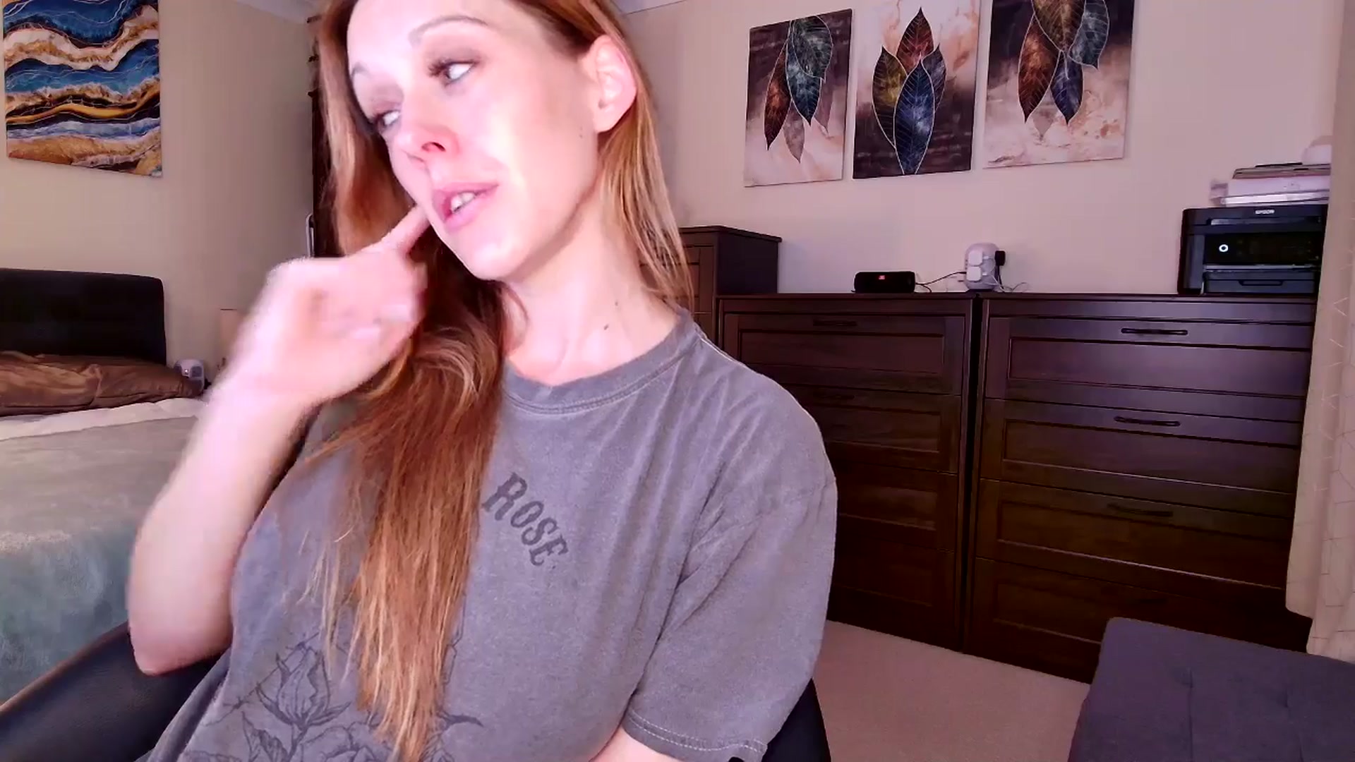 Gallery image thumbnail from Tabby_69's myfreecams stream on, 03/16/2025, 23:02 image 12 of 20