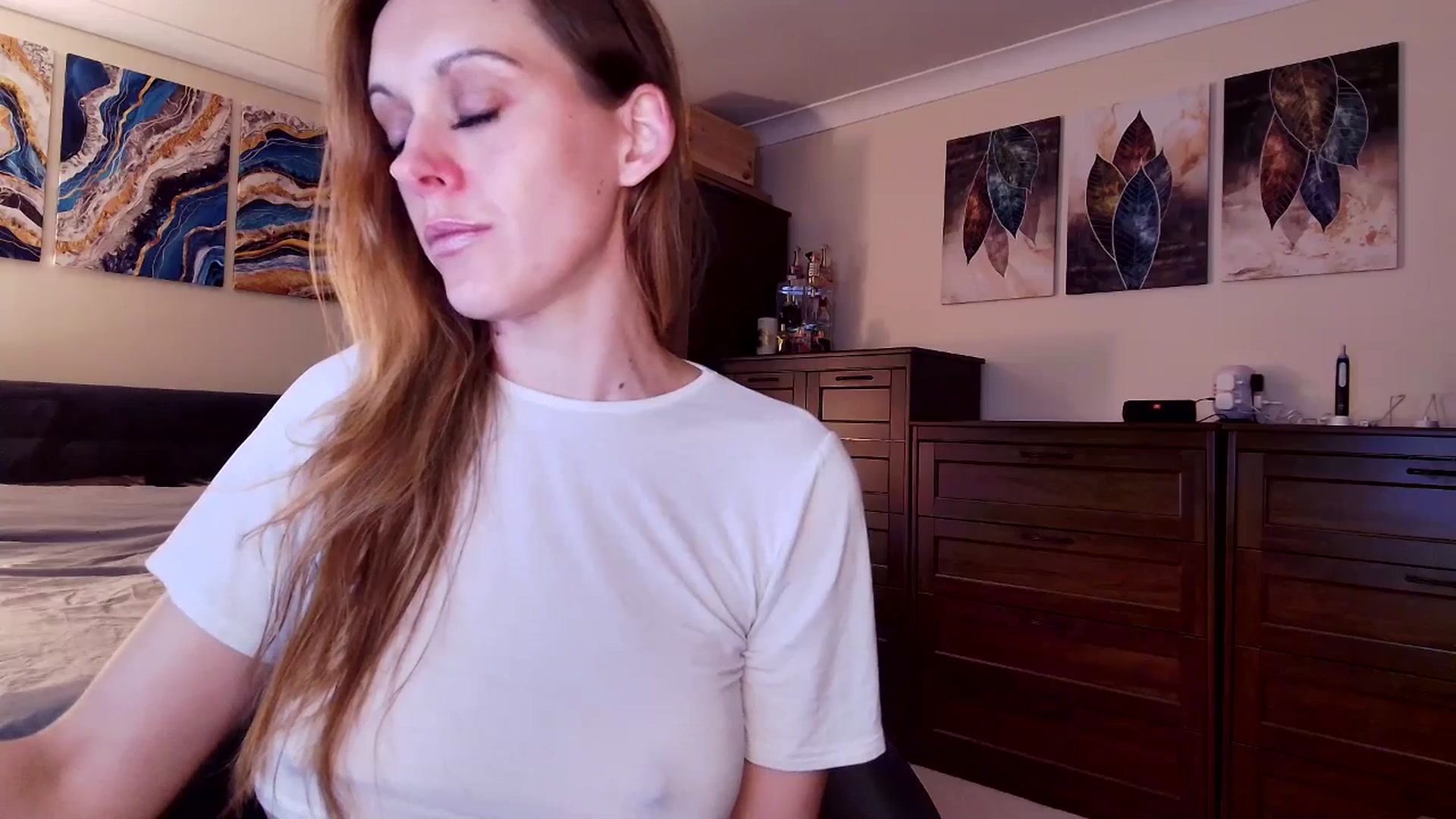 Gallery image thumbnail from Tabby_69's myfreecams stream on, 03/24/2025, 23:00 image 5 of 20