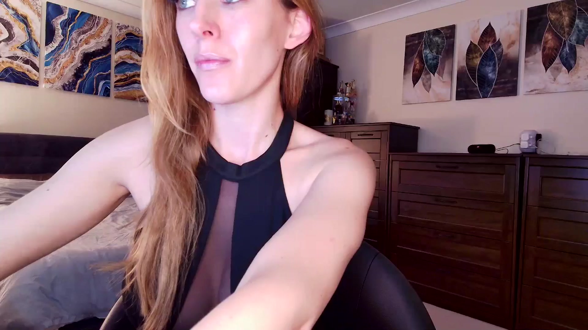 Gallery image thumbnail from Tabby_69's myfreecams stream on, 03/27/2025, 23:06 image 2 of 20