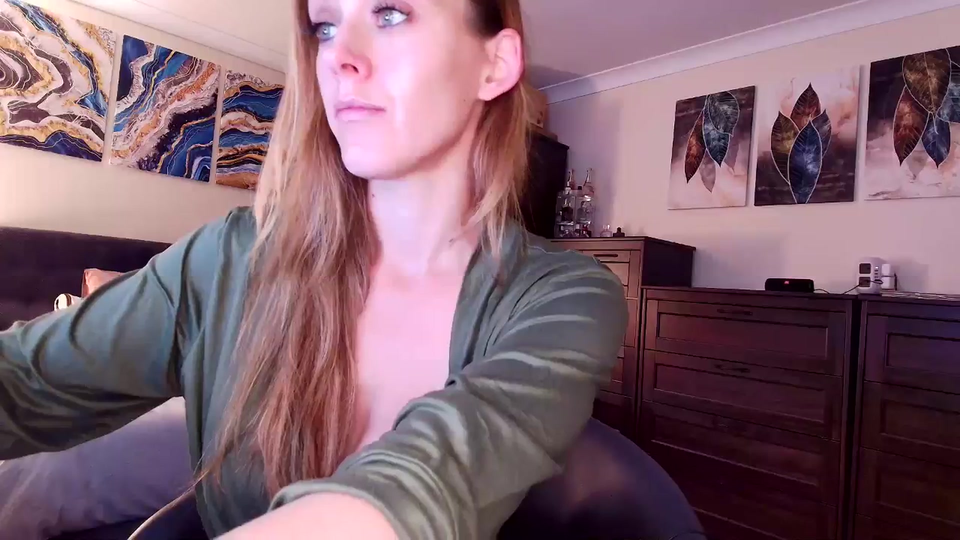Gallery image thumbnail from Tabby_69's myfreecams stream on, 05/10/2025, 22:08 image 8 of 20
