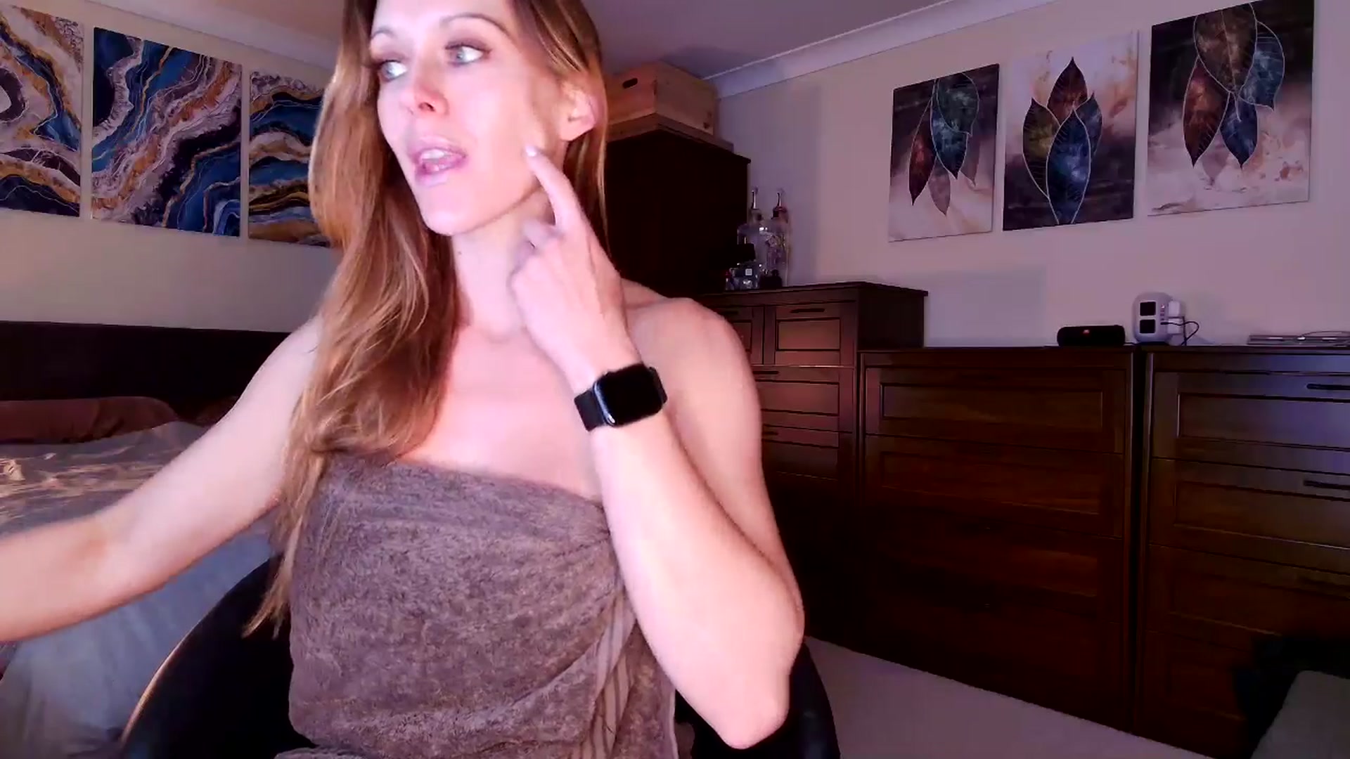 Gallery image thumbnail from Tabby_69's myfreecams stream on, 05/28/2025, 21:39 image 20 of 20