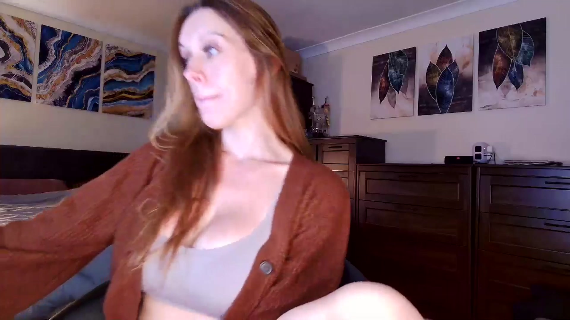 Gallery image thumbnail from Tabby_69's myfreecams stream on, 06/04/2025, 21:37 image 19 of 20