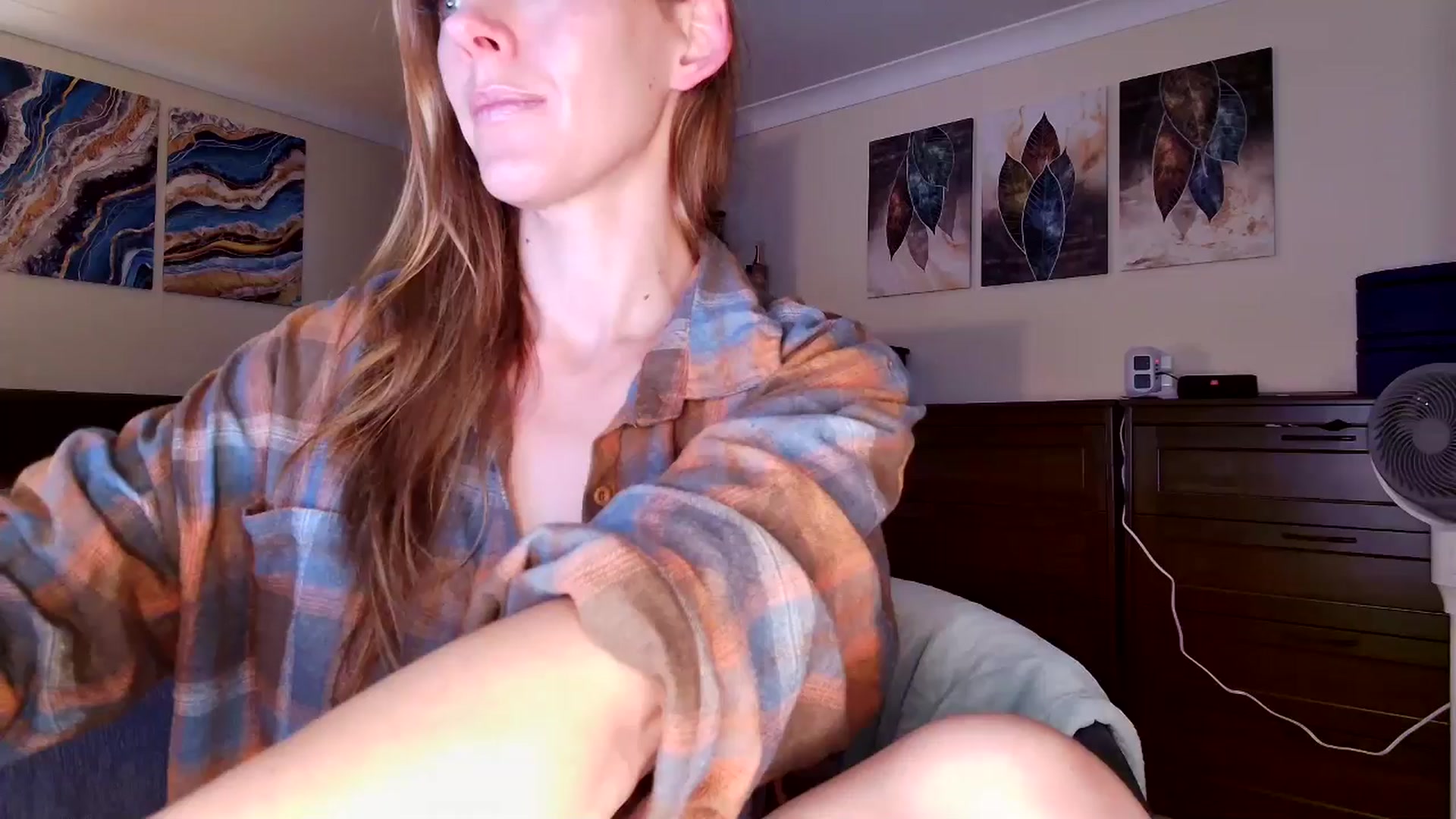 Gallery image thumbnail from Tabby_69's myfreecams stream on, 07/03/2025, 22:04 image 1 of 20